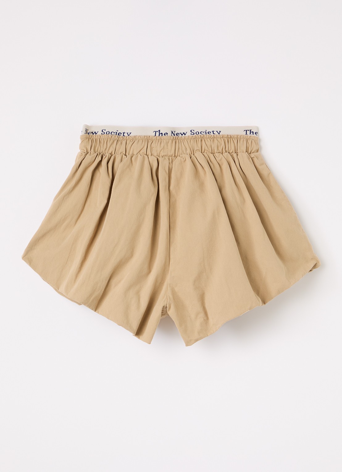 The New Society Gorse wide fit korte broek met steekzakken - achterkant 2 beige