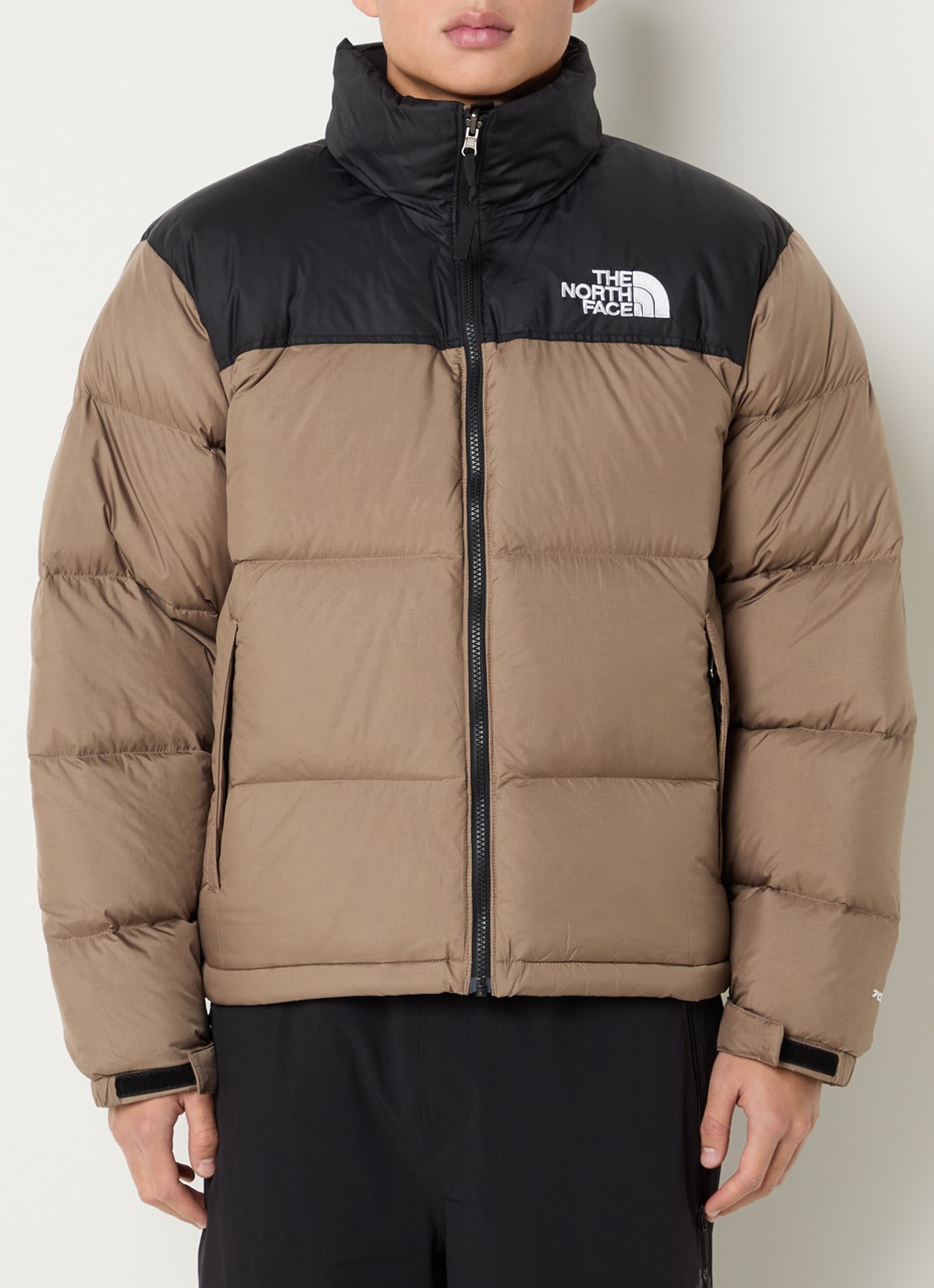 The North Face 1996 Retro Nuptse puffer jack met donsvulling  - detail 3 lichtbruin