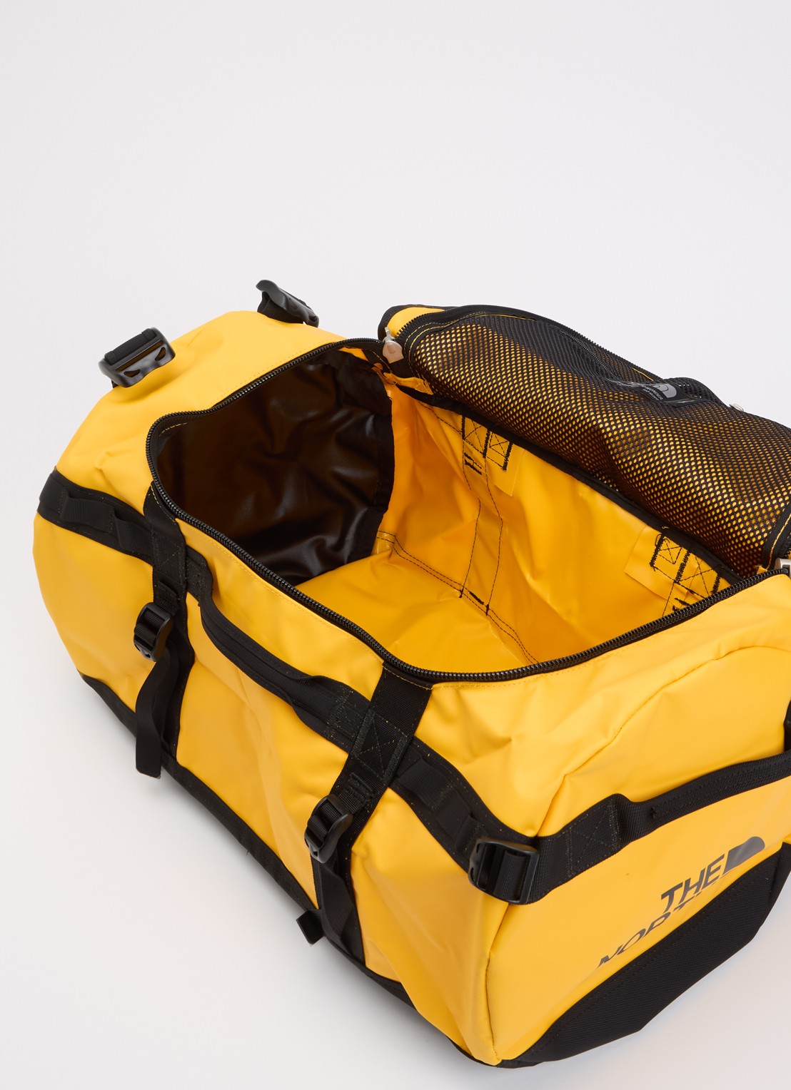 The North Face Base Camp Duffel S weekendtas met verstelbare schouderriem - detail 3 geel