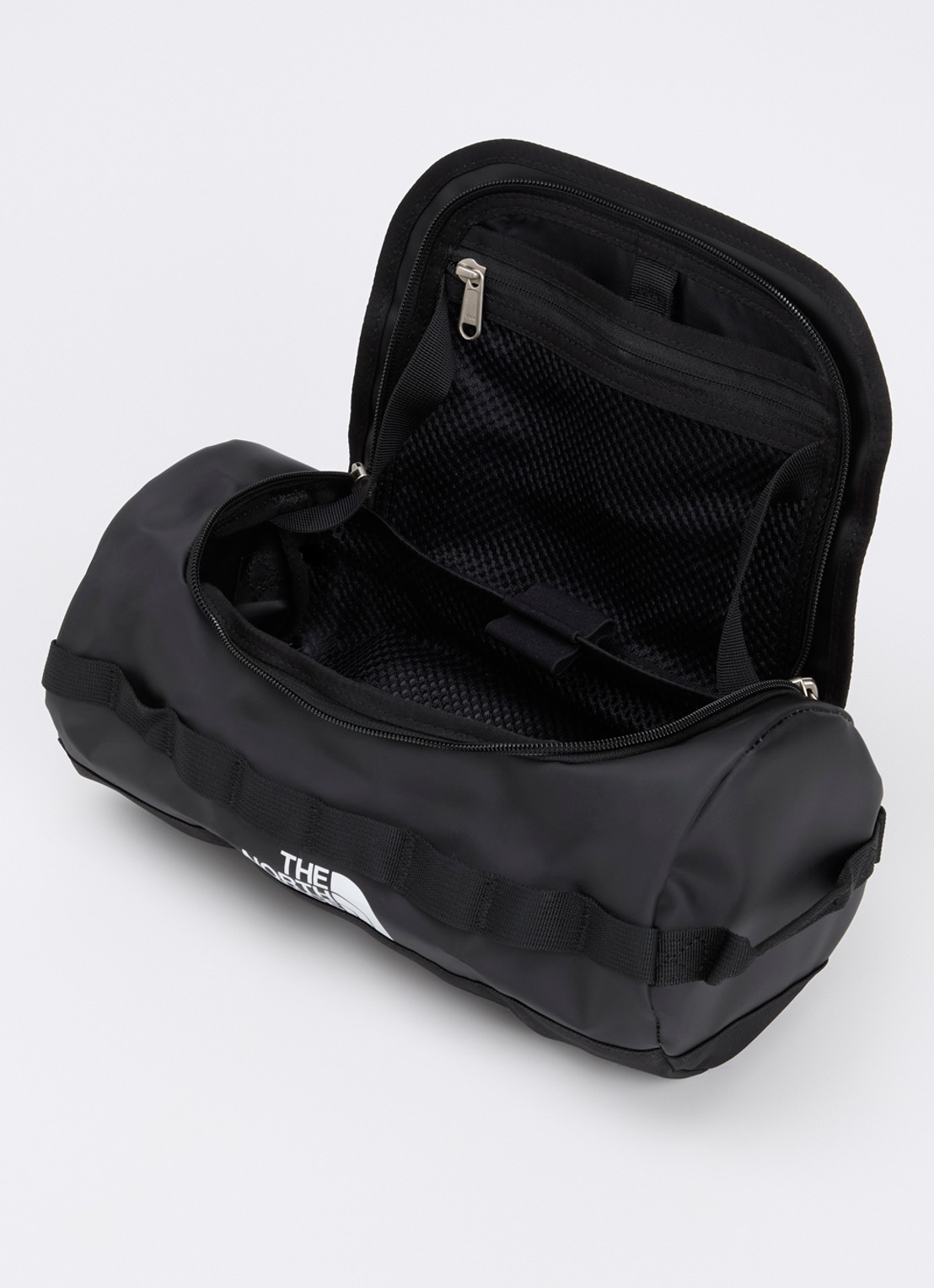 The North Face Base Camp toilettas met logo - voorkant 2 zwart