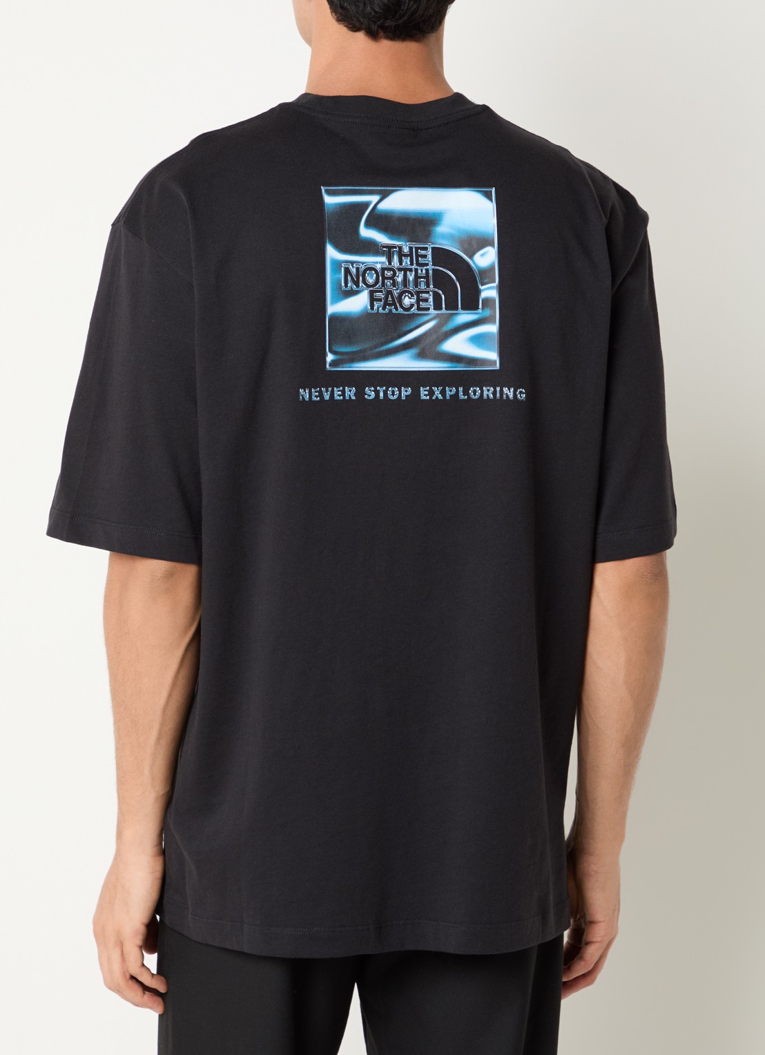 The North Face Liquid Box T-shirt met logo- en backprint - detail 3 zwart