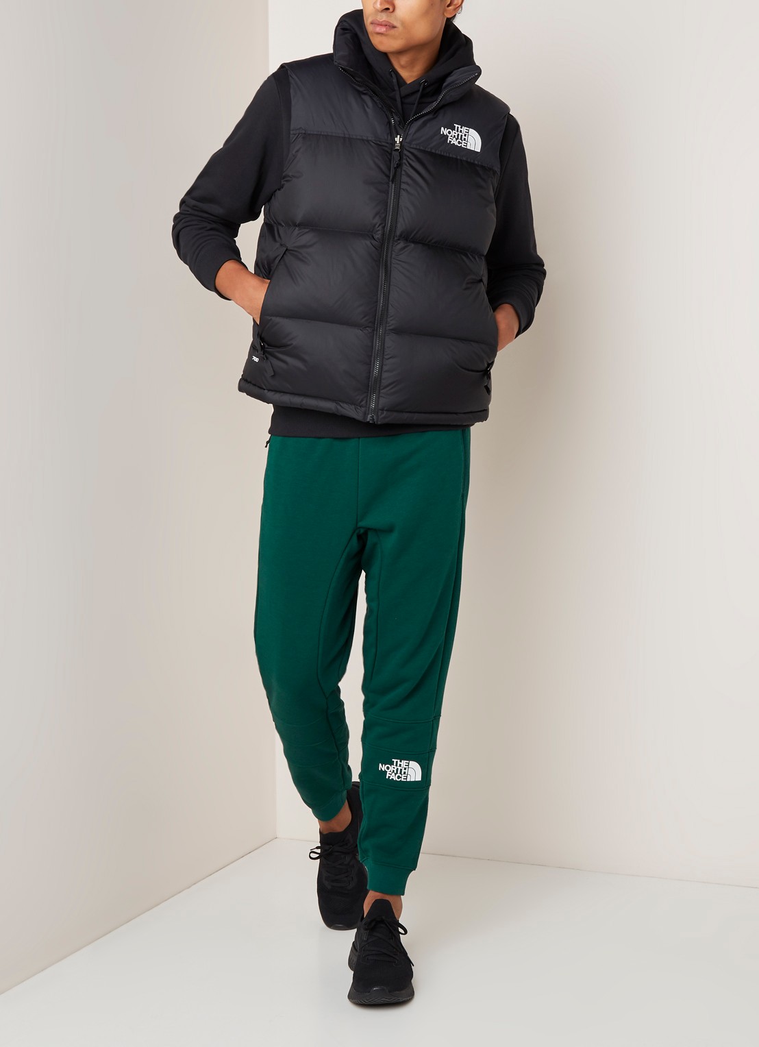 The North Face Retro Nuptse gewatteerde bodywarmer met donsvulling - voorkant 2 zwart