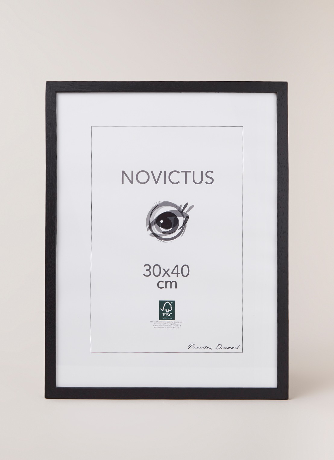 THE POSTER CLUB Black Oak fotolijst 32 x 42 cm - voorkant 3 zwart