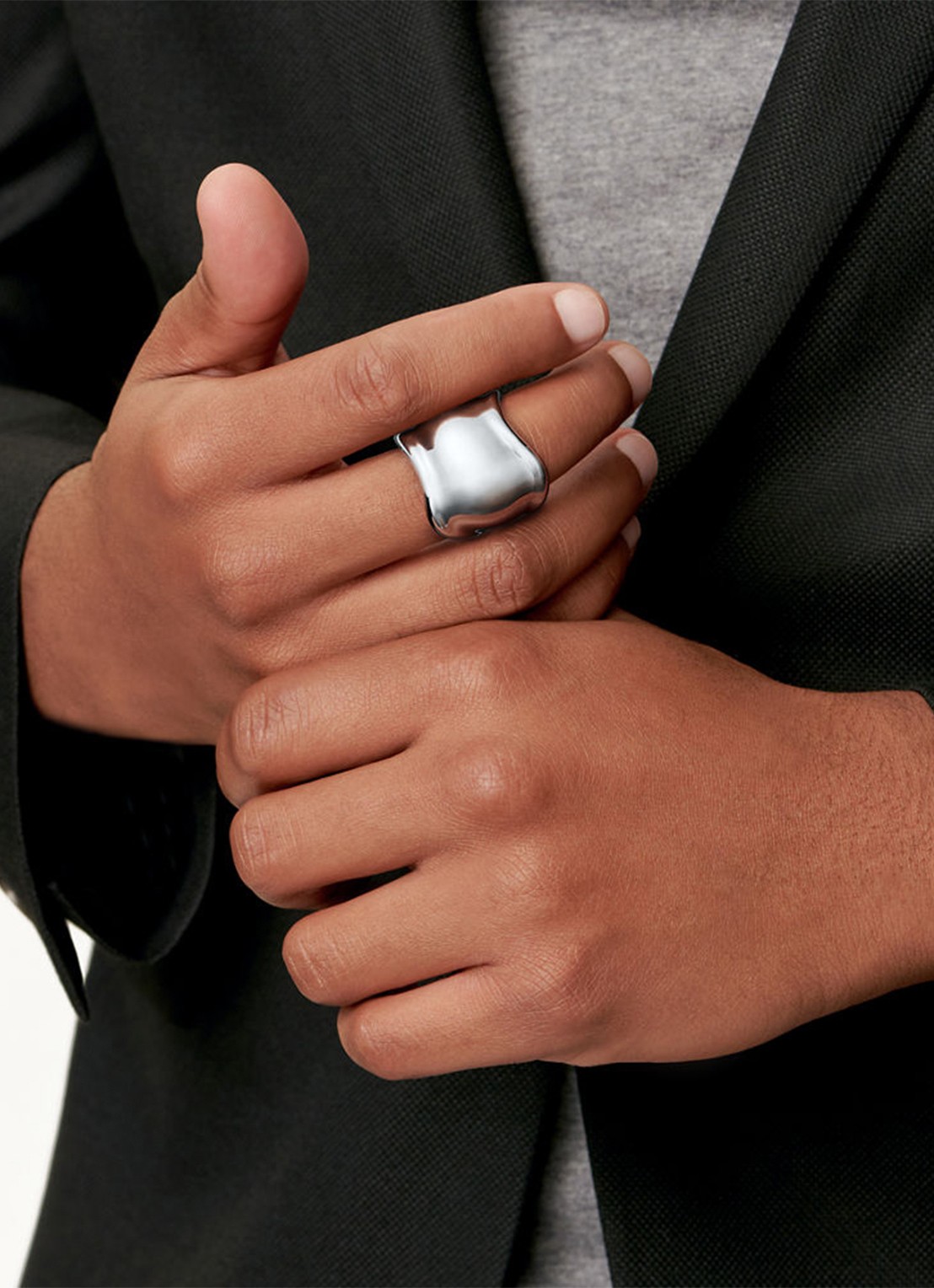 Tiffany & Co. Elsa Peretti® Bone ring van zilver 82666 - detail 2 undefined