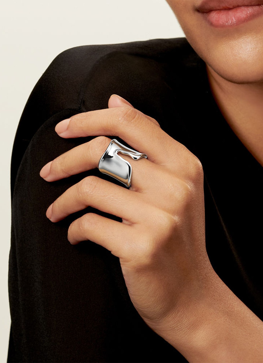 Tiffany & Co. Elsa Peretti® Split ring van zilver 82439 - detail undefined