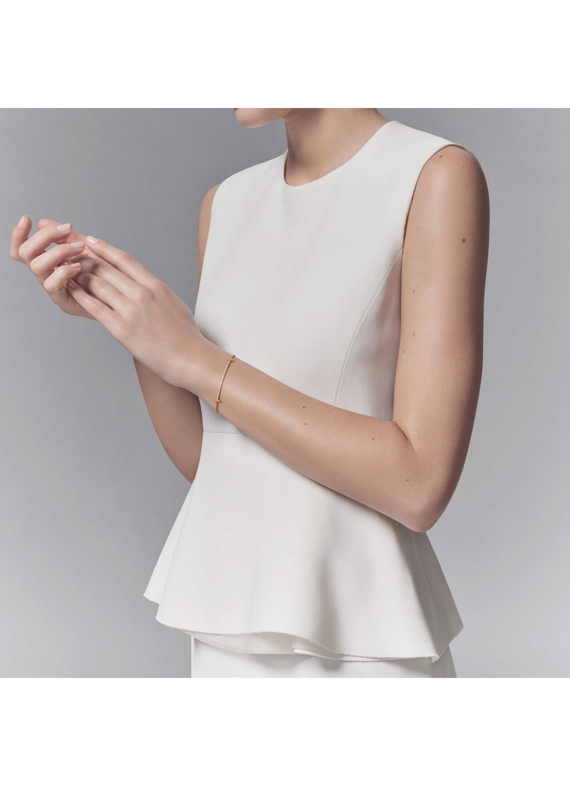 Tiffany & Co. Tiffany T Smile armband van 18 karaat geelgoud met diamant 74017 - achterkant undefined