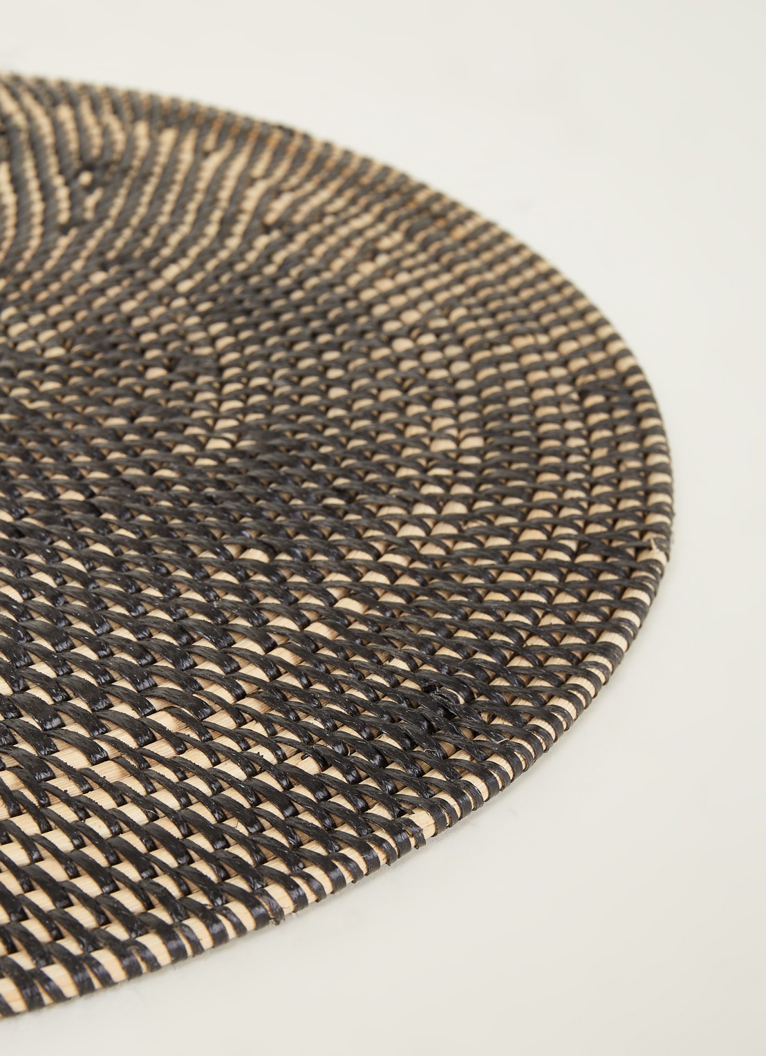 Tiseco Rattan placemat 36 cm  - detail 3 zwart