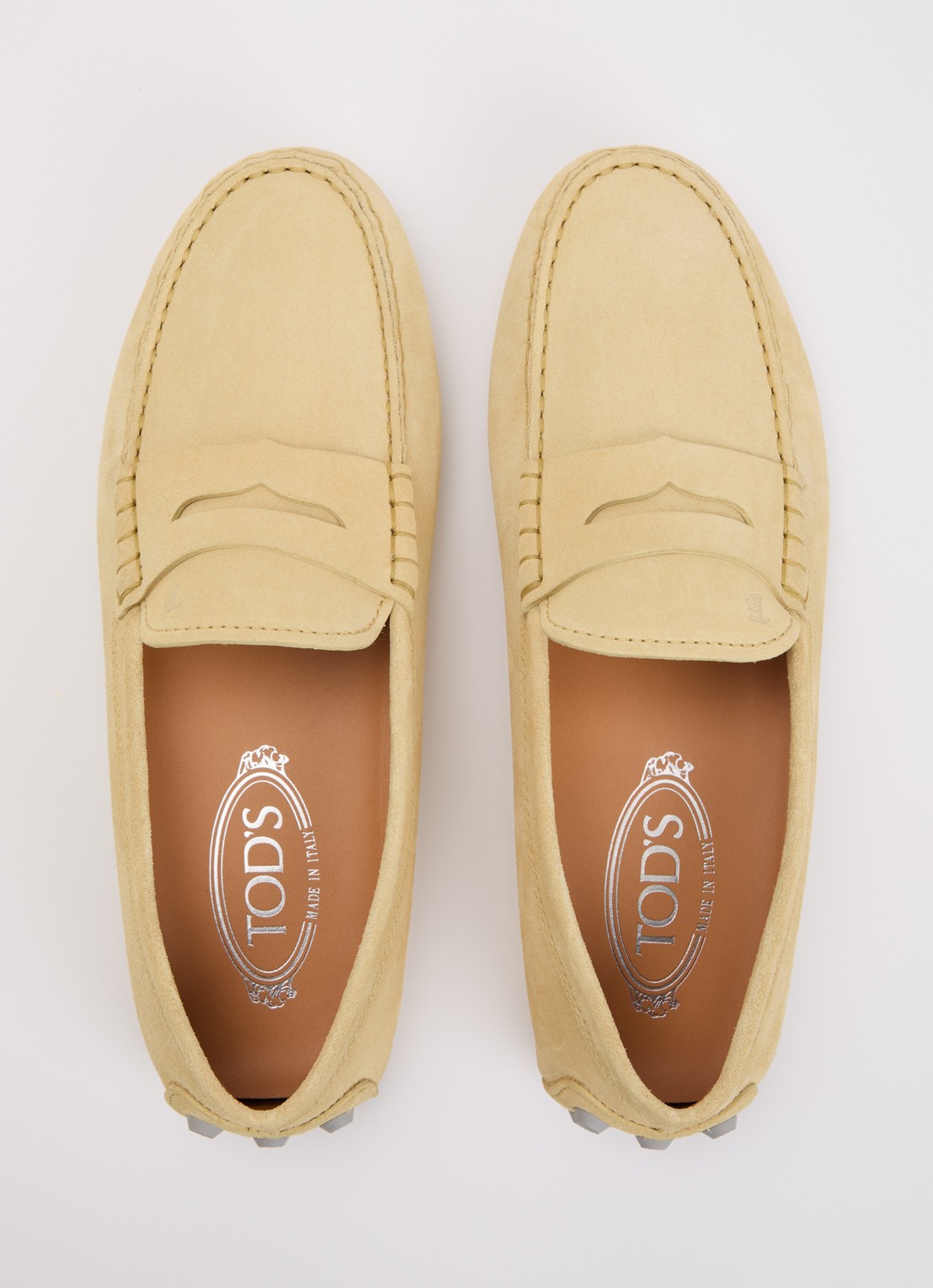 Tod's Gommino Macro mocassin van suède - detail 4 beige