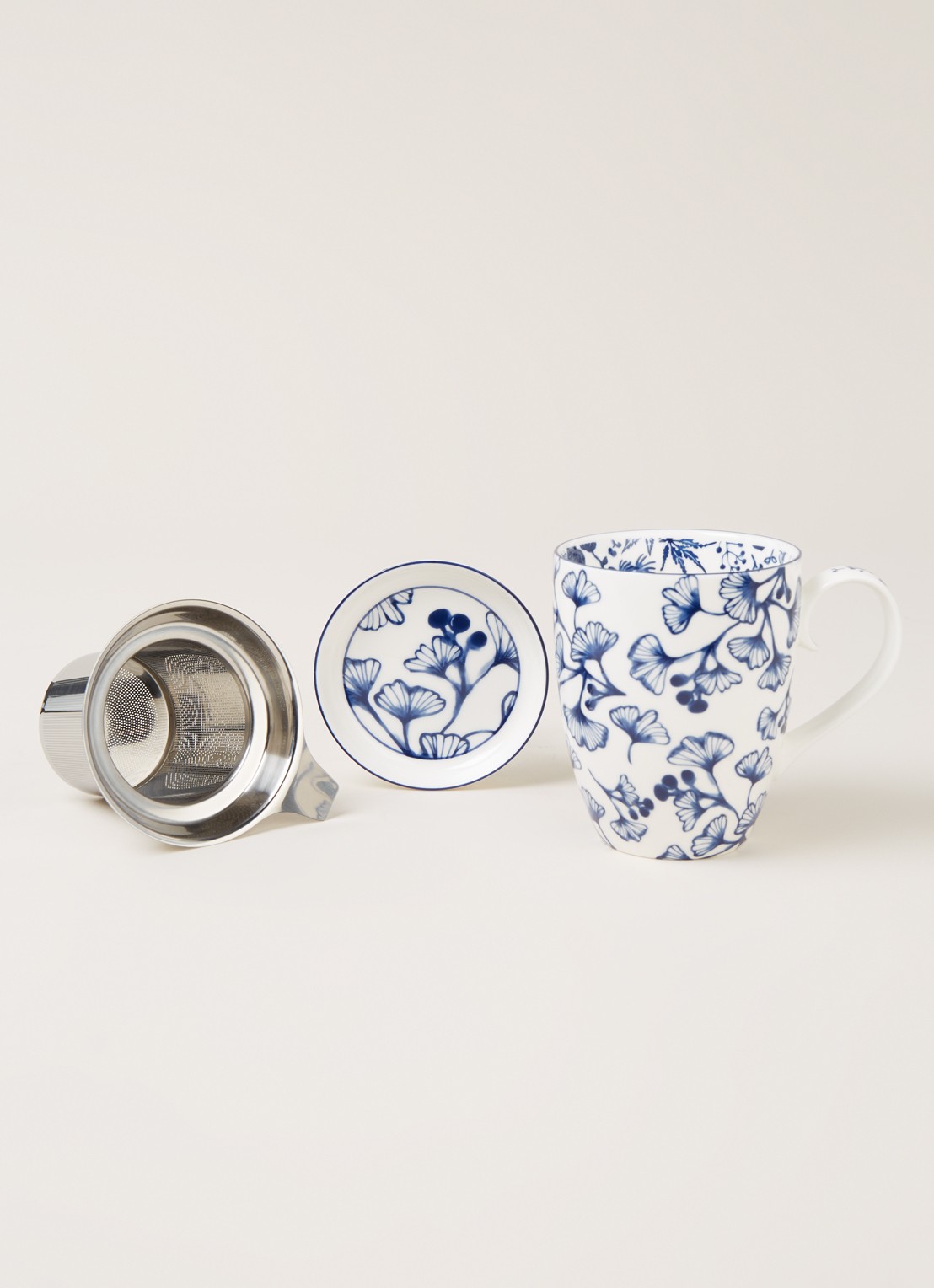Tokyo Design Studio Flora Japonica Ginkgo mok met theezeef 3-delig - detail 4 wit