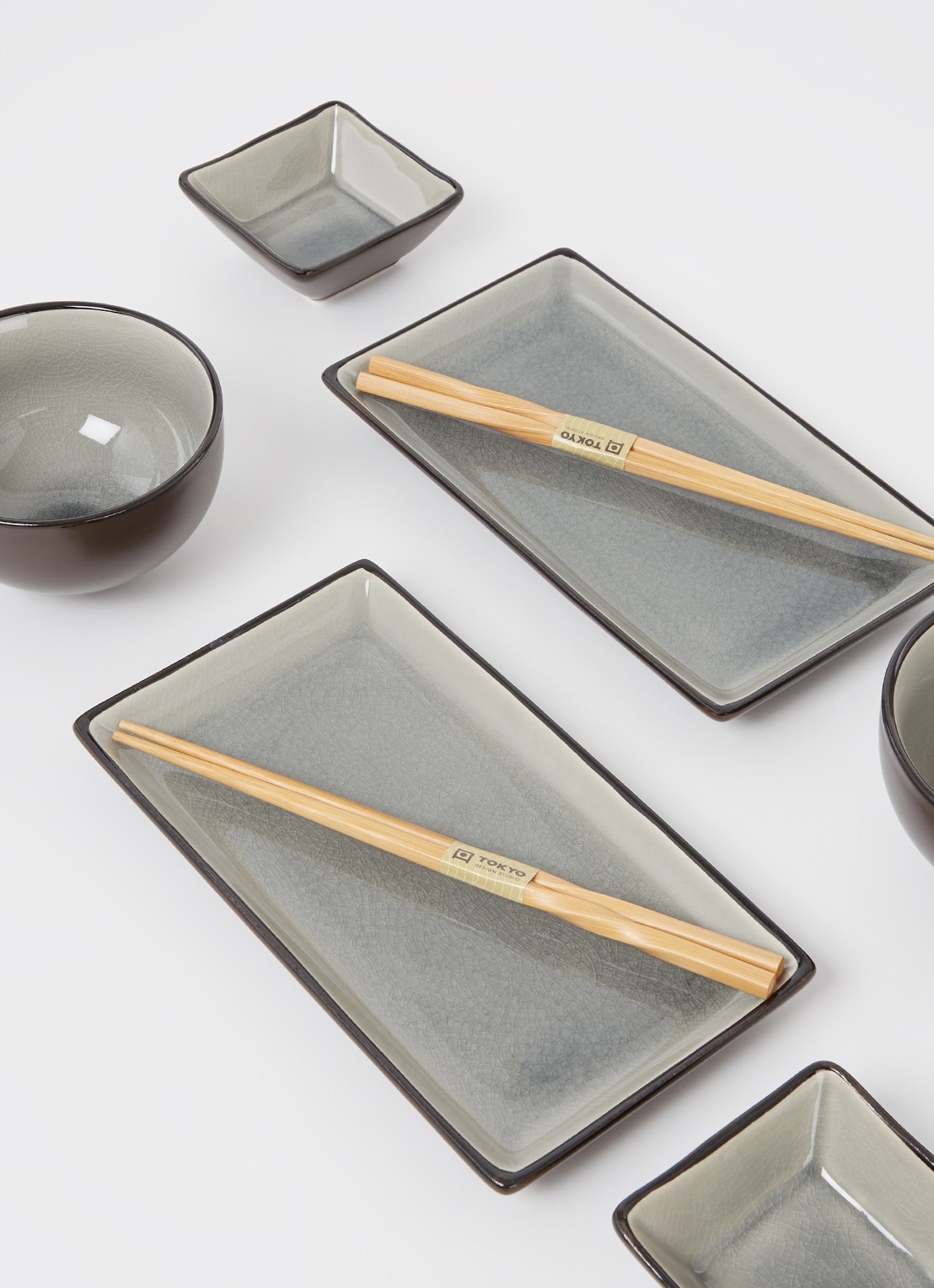 Tokyo Design Studio Glassy sushi serviesset van 8 - detail 2 grijs