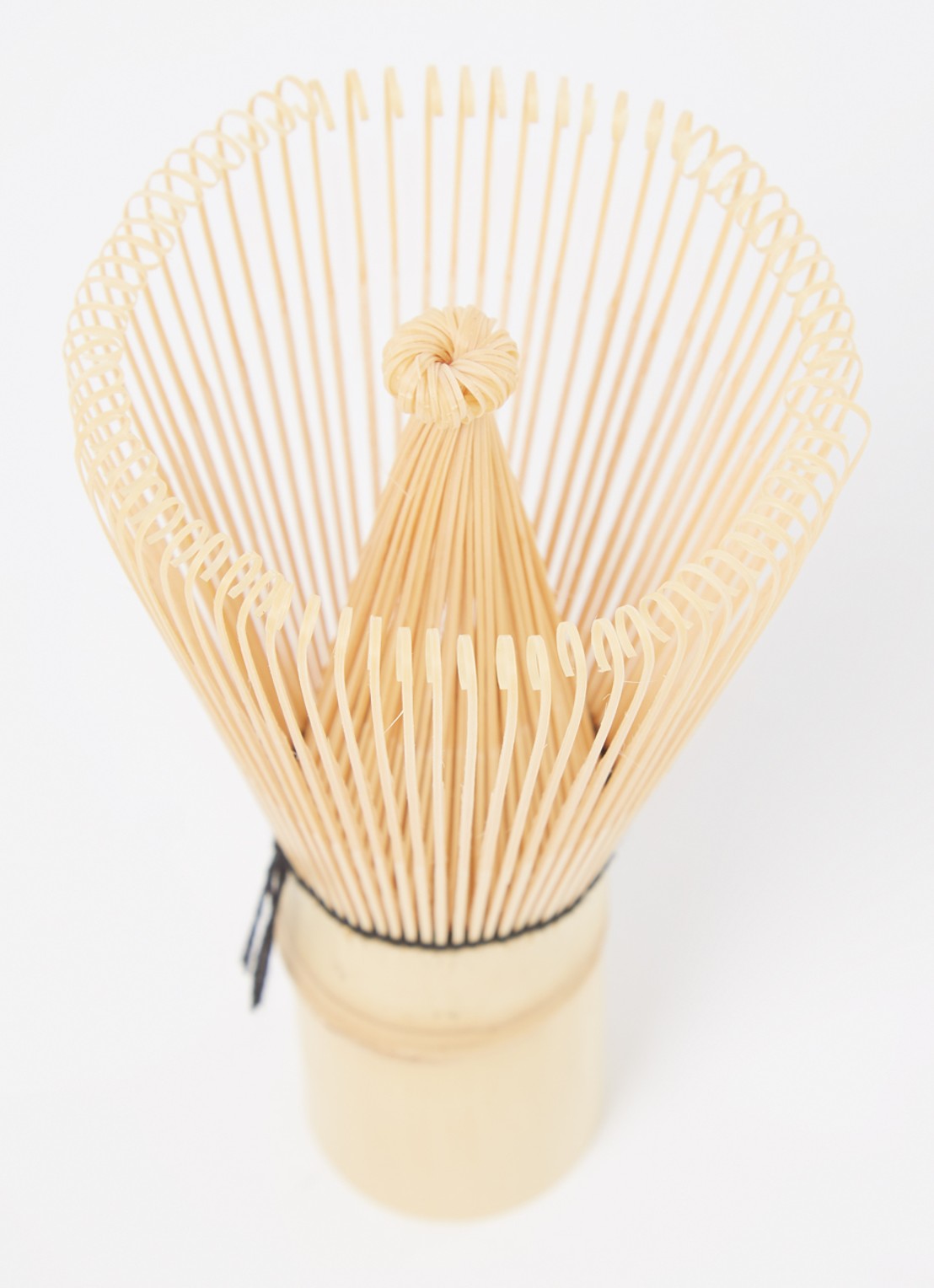 Tokyo Design Studio Matchaklopper van bamboe - detail 2 beige