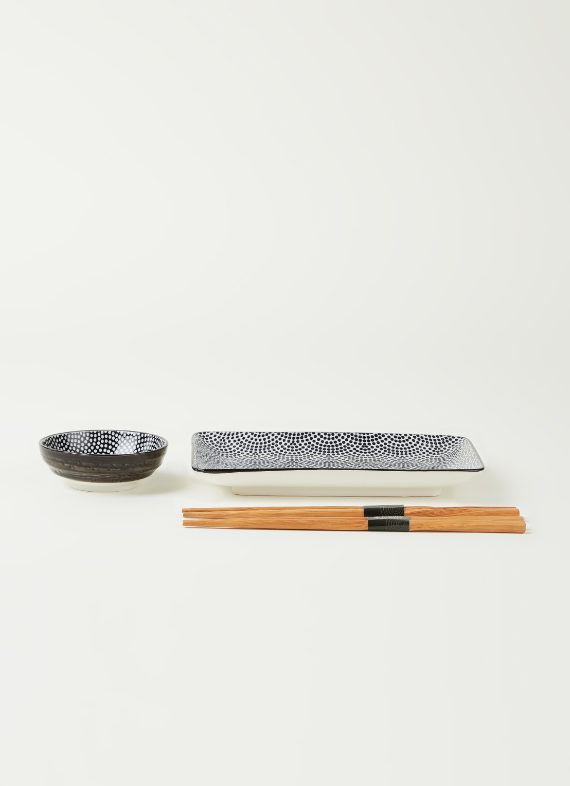 Tokyo Design Studio Nippon Black sushi set 6-delig - voorkant 2 zwart