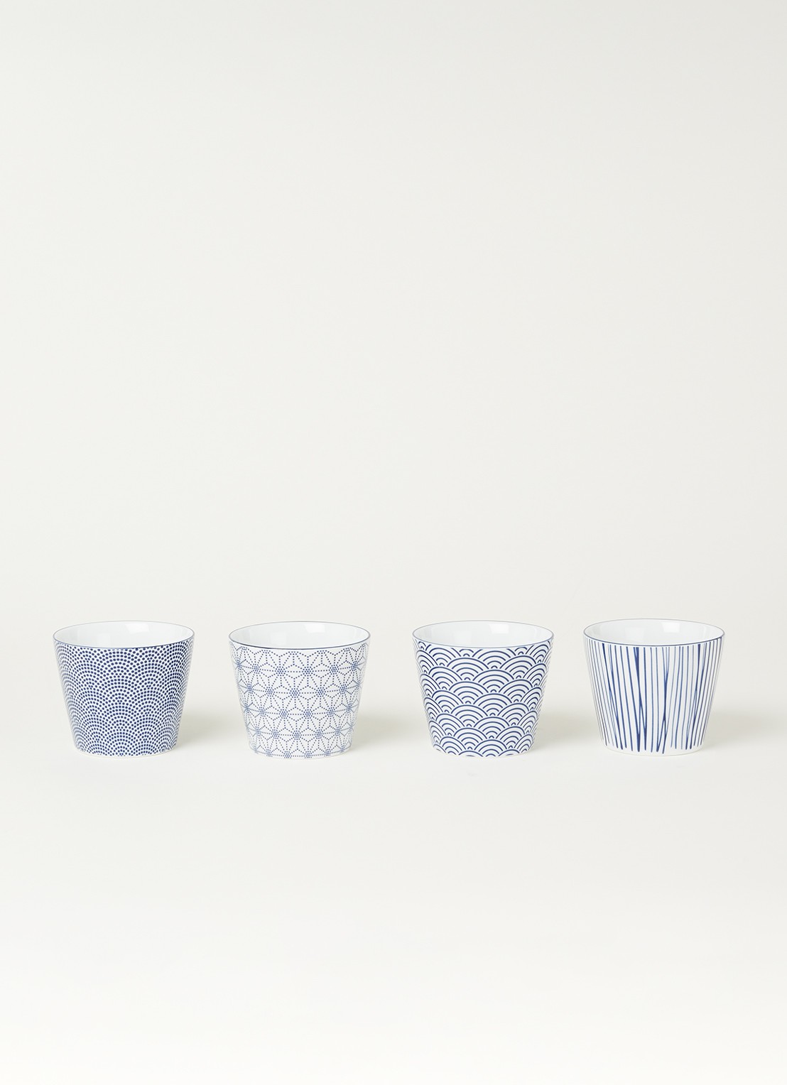 Tokyo Design Studio Nippon Blue kopje 18 cl set van 4 - voorkant 3 blauw