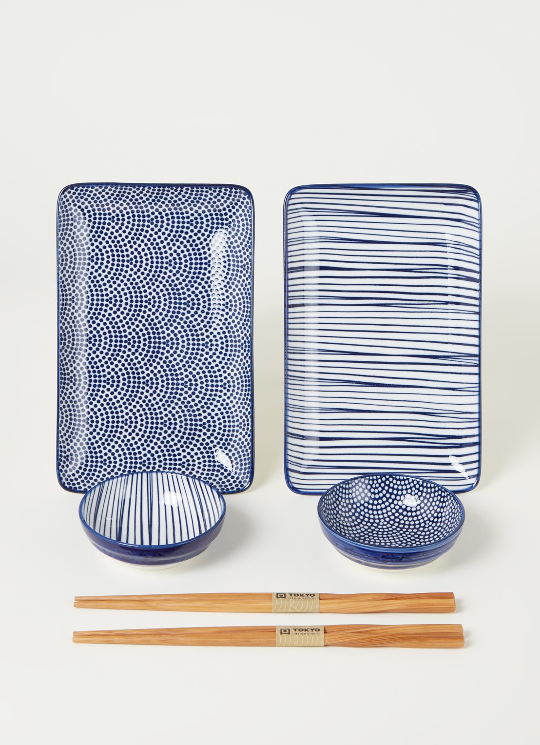 Tokyo Design Studio Nippon Blue sushi set 6-delig - voorkant 3 blauw