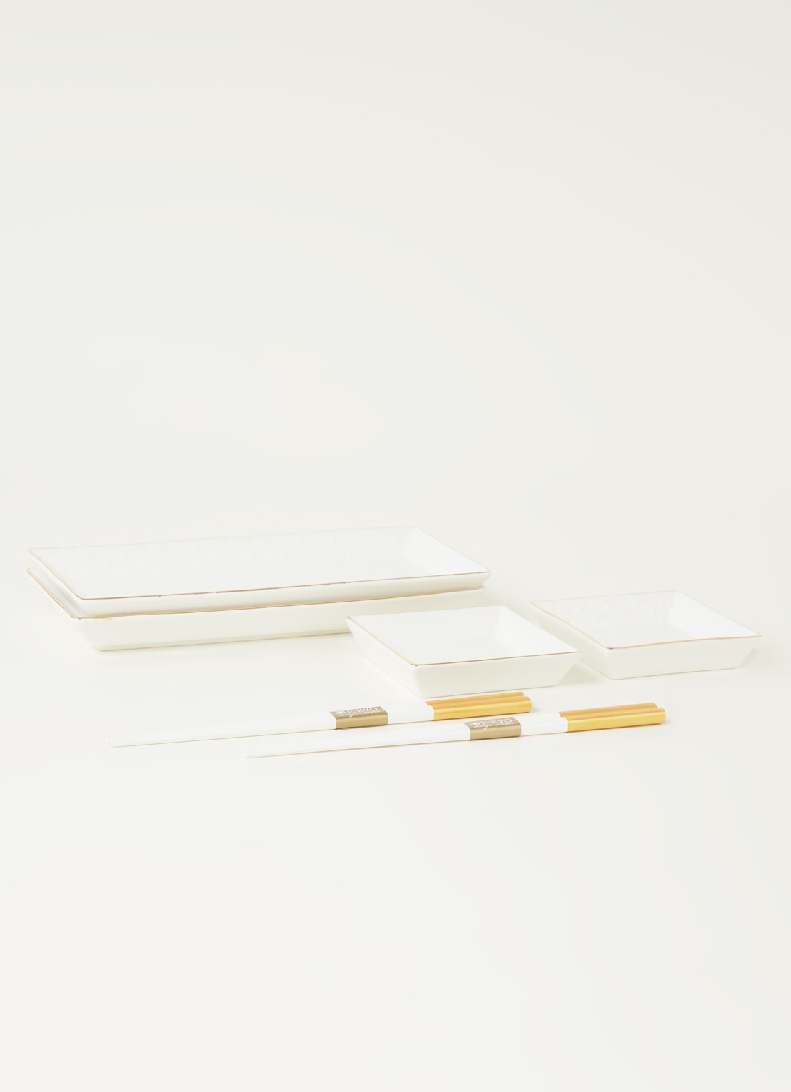 Tokyo Design Studio Nippon White Gold Rim sushi serviesset met eetstokjes 4-delig - voorkant 2 wit