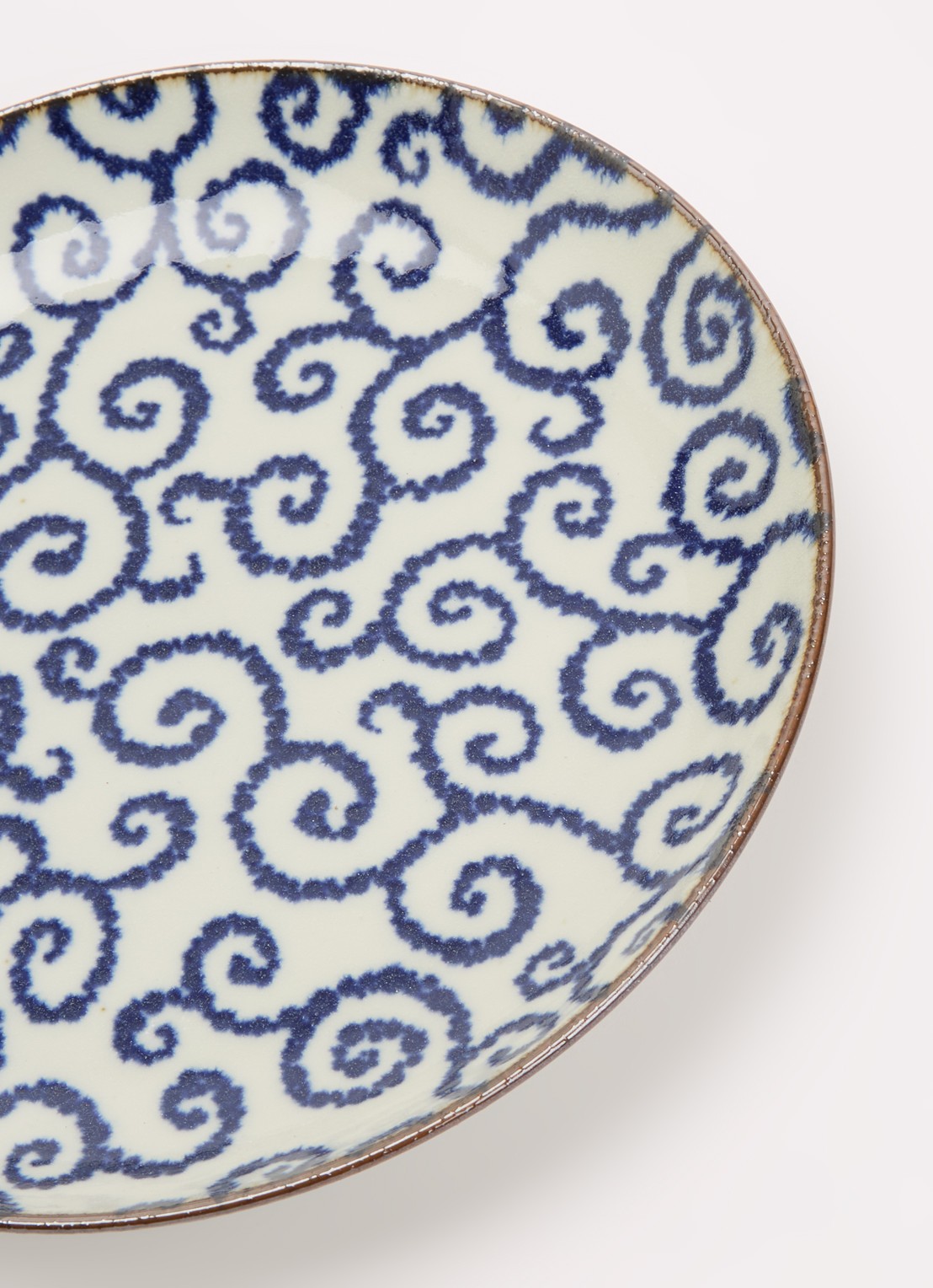 Tokyo Design Studio Ten Karakusa ontbijtbord 21,5 cm - detail royalblauw
