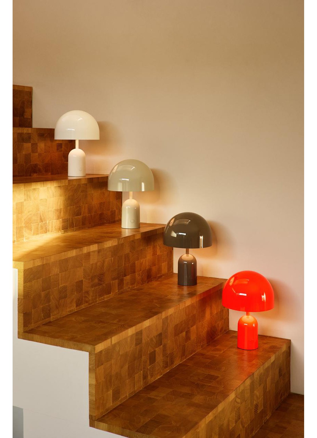 Tom Dixon Bell oplaadbare tafellamp LED 28 cm - detail 3 goud
