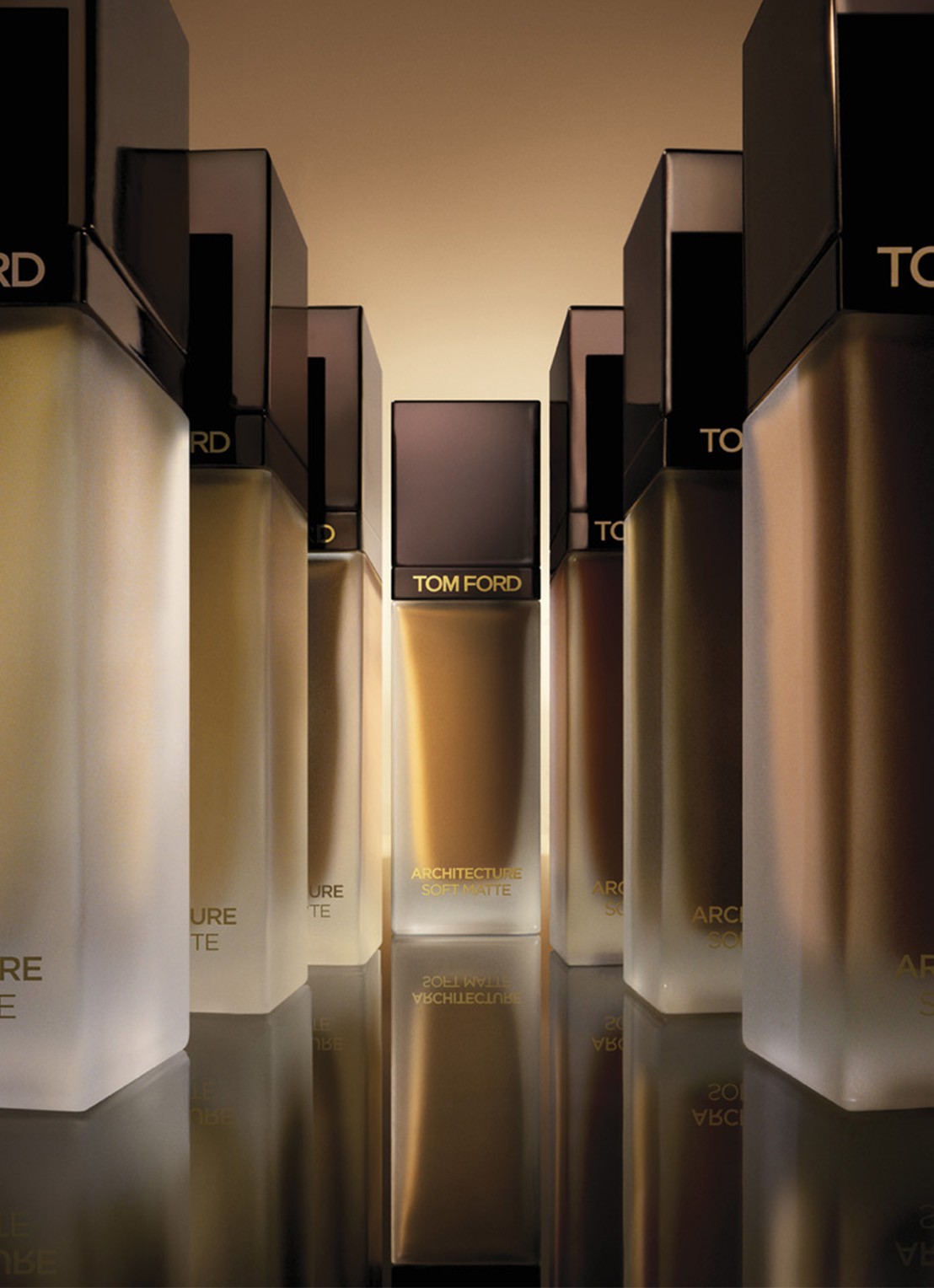 Tom Ford Architecture Soft Matte Blurring Foundation - detail 5 5.7 dune