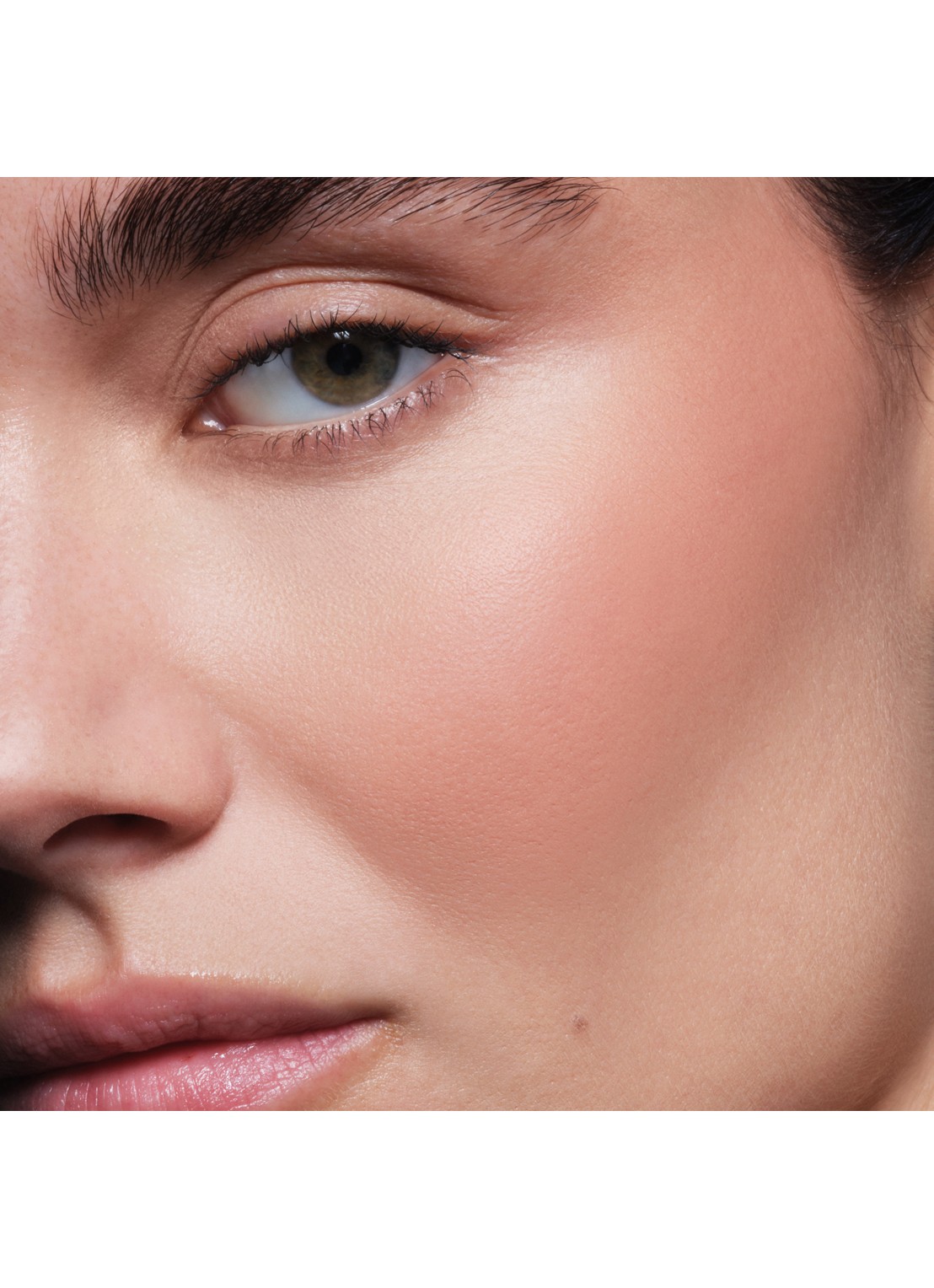 Tom Ford Architecture Soft Matte Blush - blush - detail 5 01 - tawny veil