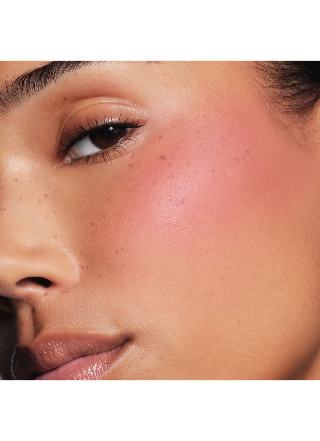 Tom Ford Architecture Soft Matte Blush - blush - detail 6 05 - hot pink