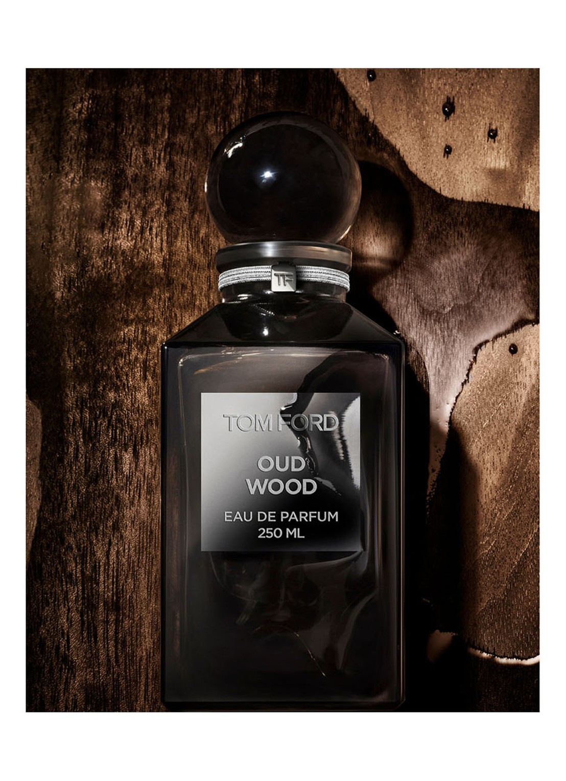 Tom Ford Oud Wood Eau de Parfum Decanter - detail 3 undefined