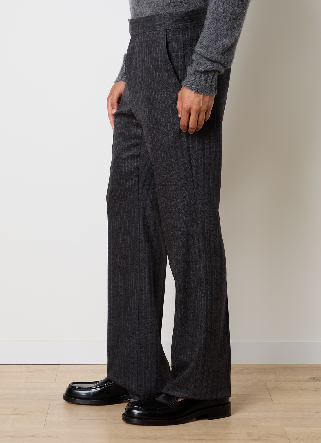 TOM FORD Straight fit pantalon van wol met streepprint en steekzakken - detail 2 donkergrijs