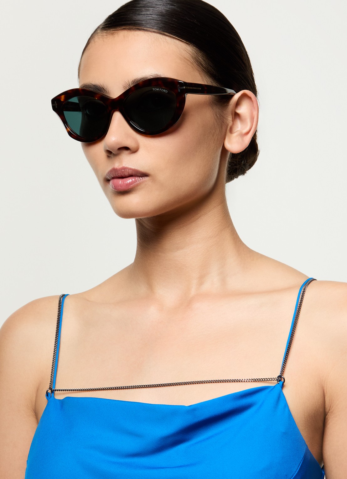 TOM FORD Toni Cat Eye zonnebril TR001841  - voorkant 5 kastanjebruin