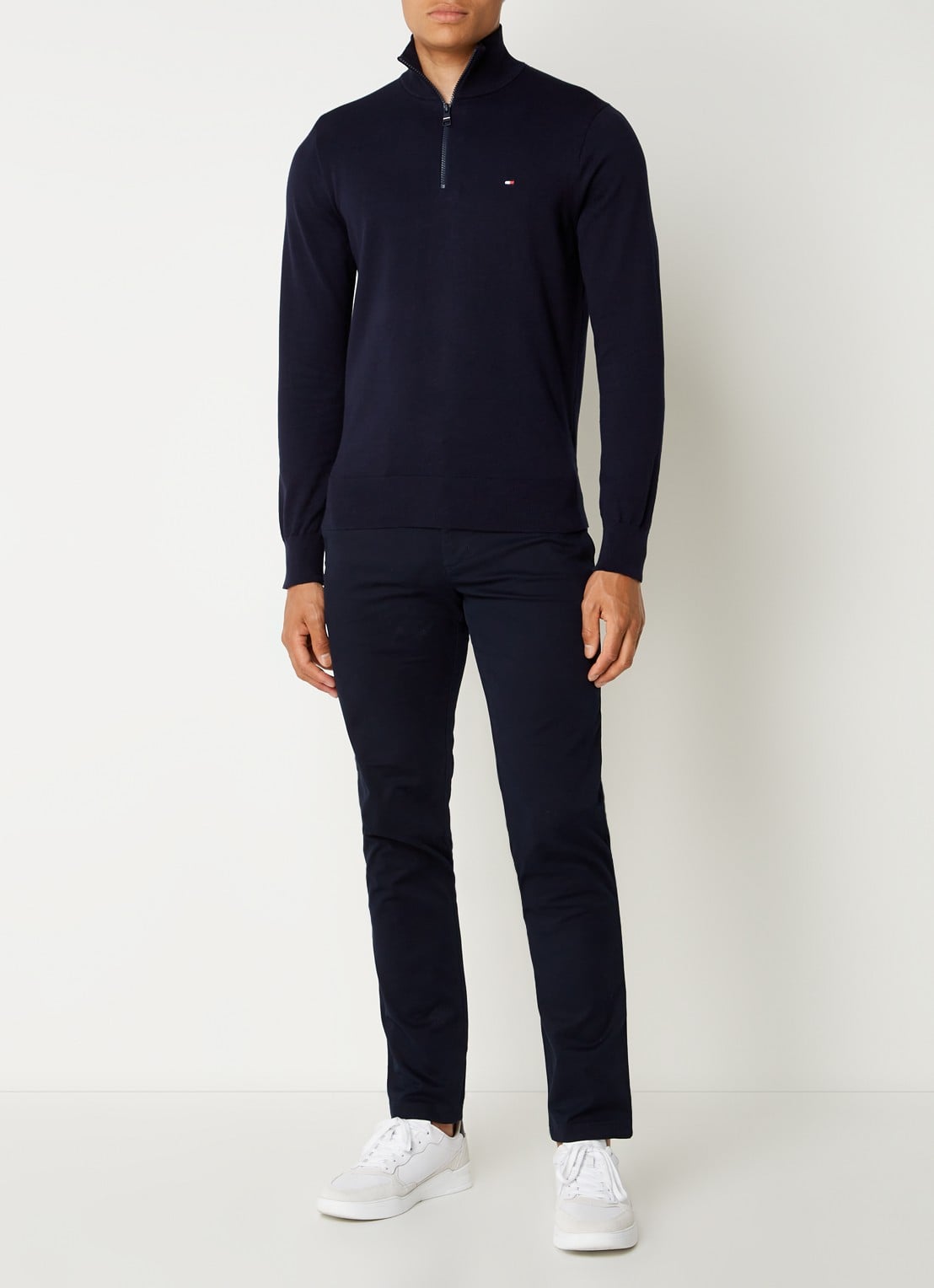 Tommy Hilfiger 1985 Bleecker slim fit chino in  katoenblend - voorkant 3 lichtblauw