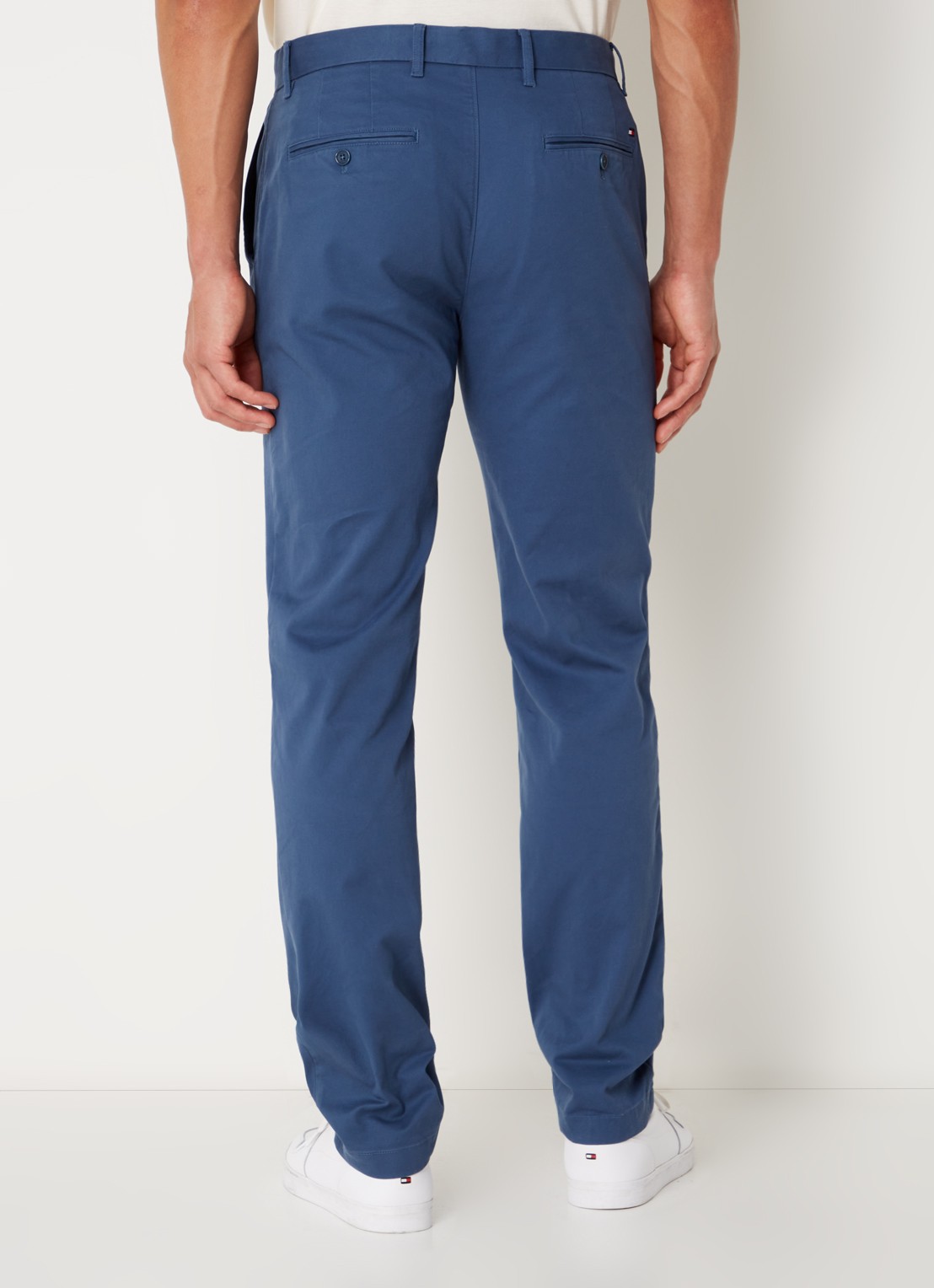 Tommy Hilfiger 1985 Denton straight fit chino met steekzakken - achterkant 9 petrol