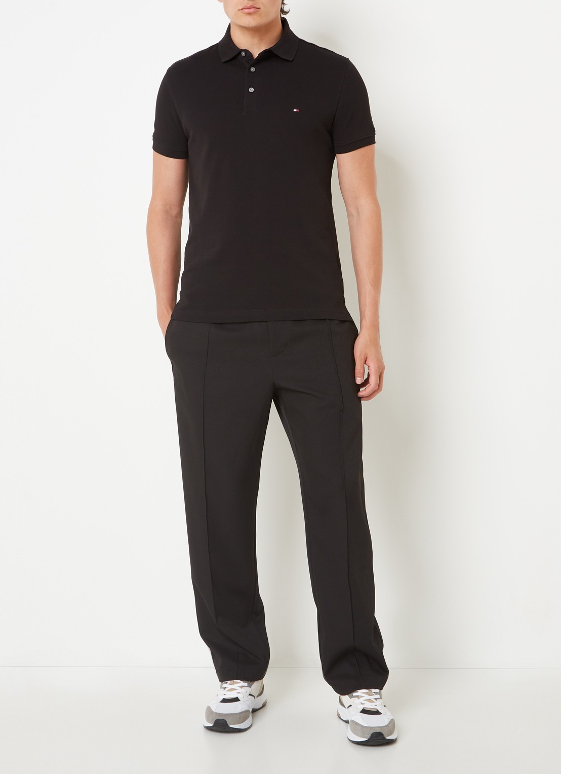 Tommy Hilfiger 1985 slim fit polo met logoborduring - voorkant 2 black  / zwart