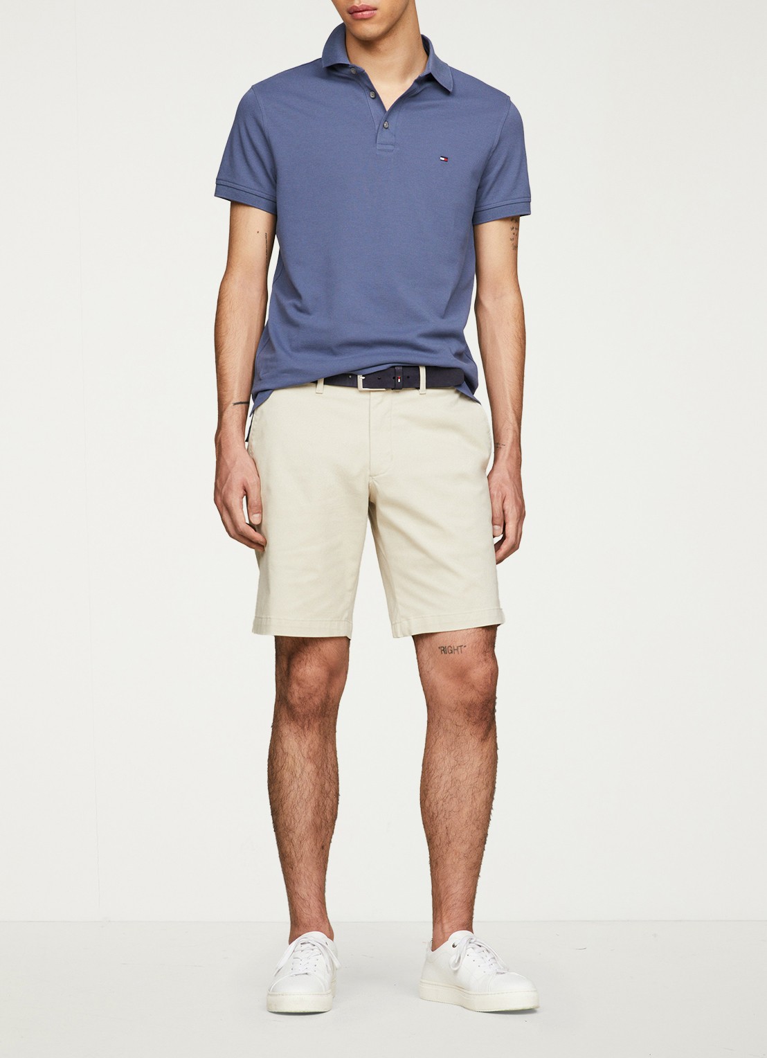Tommy Hilfiger 1985 slim fit polo met logoborduring - voorkant 5 faded indigo / blauw