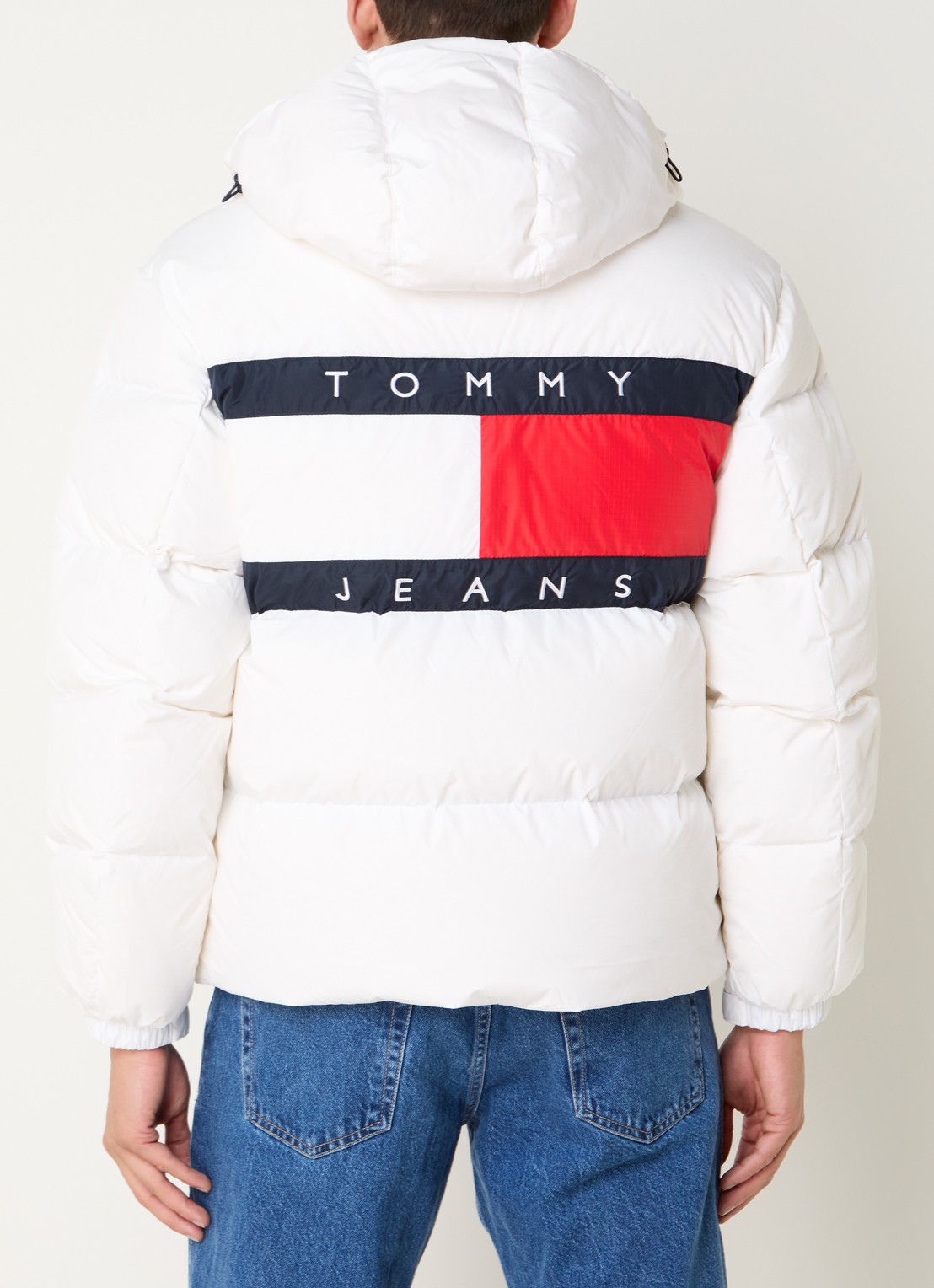 Tommy Hilfiger Alaska puffer jack met donsvulling en afneembare capuchon - detail wit