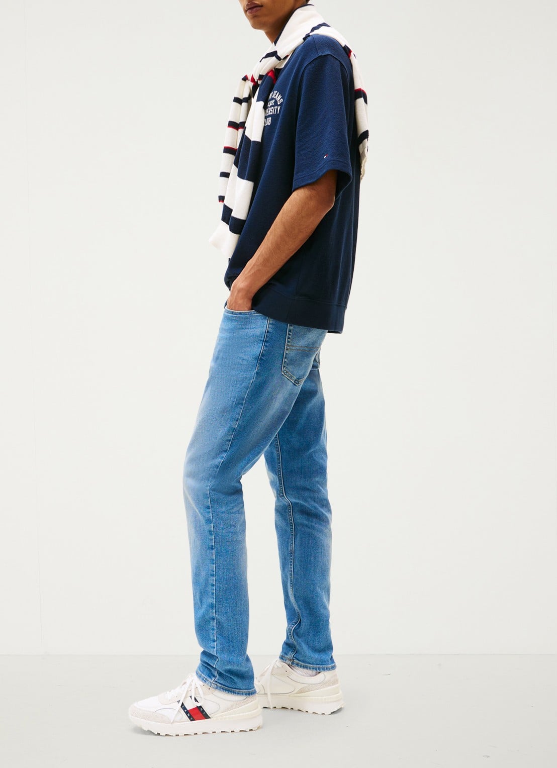 Tommy Hilfiger Austin slim fit jeans met lichte wassing - detail 8 indigo