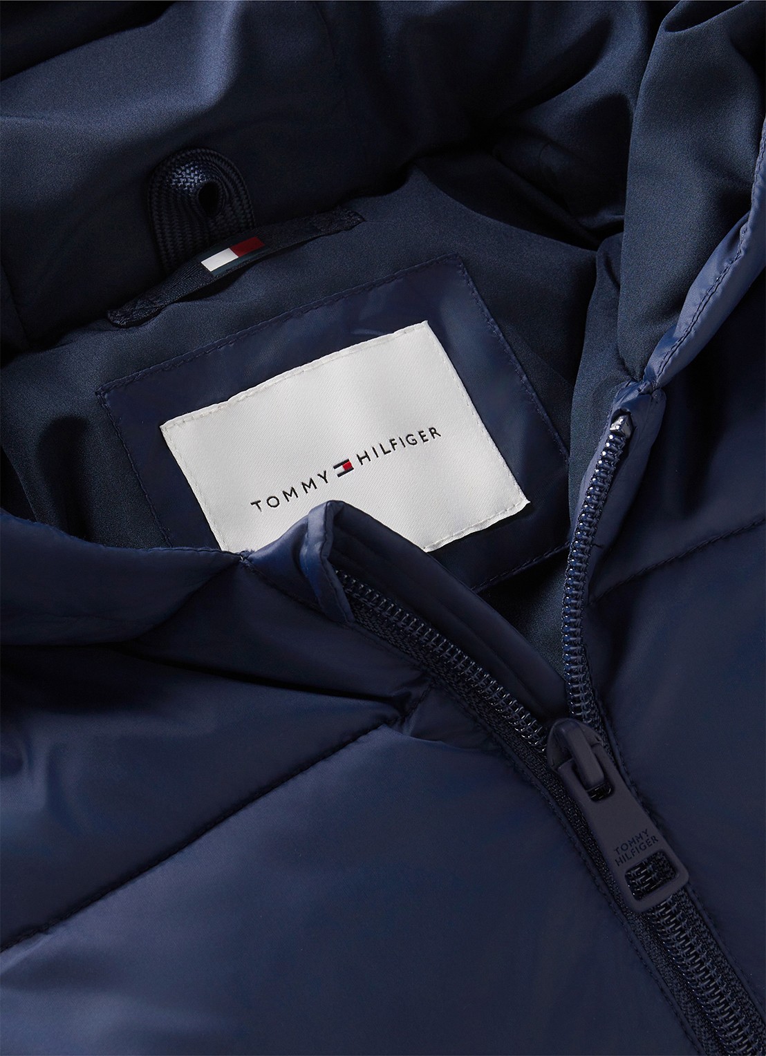 Tommy Hilfiger Babypak met capuchon - detail donkerblauw