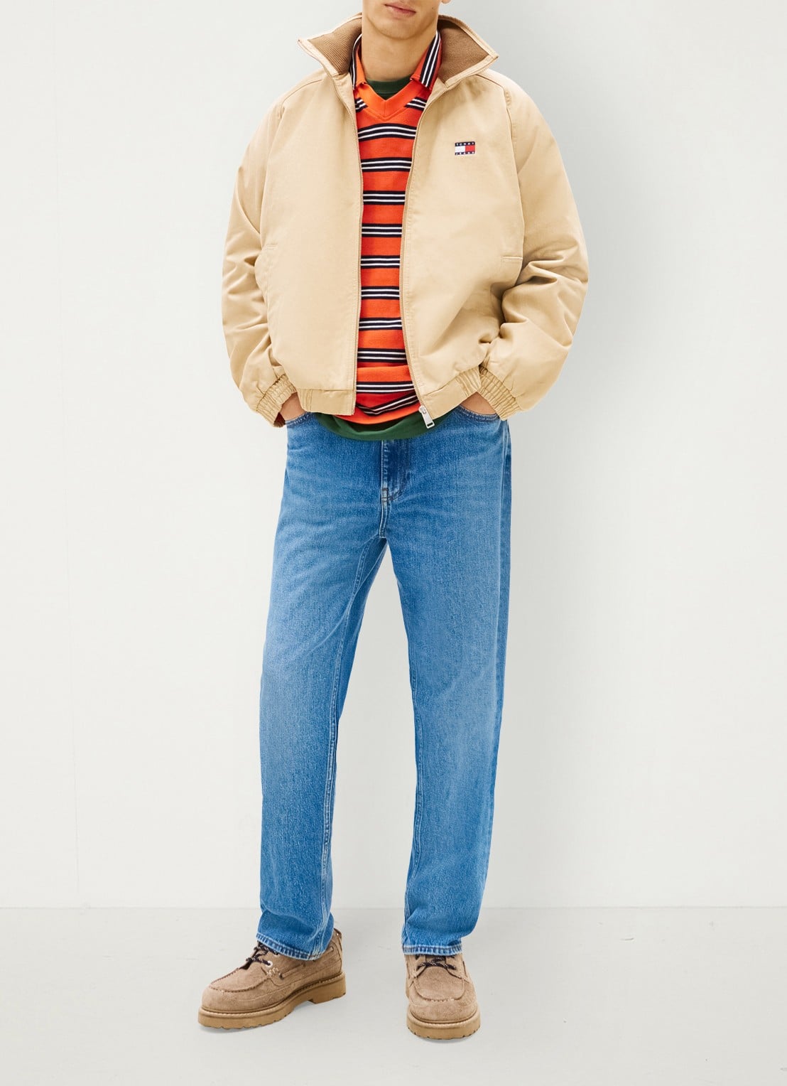 Tommy Hilfiger Bomberjack met logoborduring en steekzakken - voorkant 3 lichtbruin