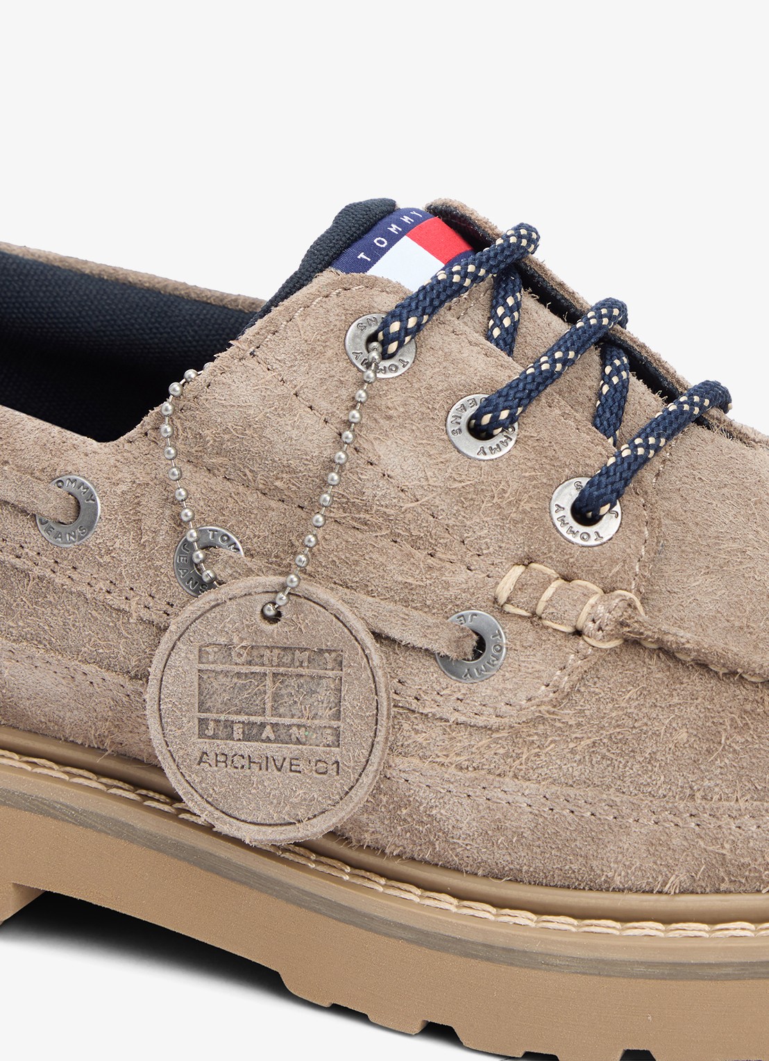 Tommy Hilfiger Bootschoen van suède - detail 3 lichtbruin
