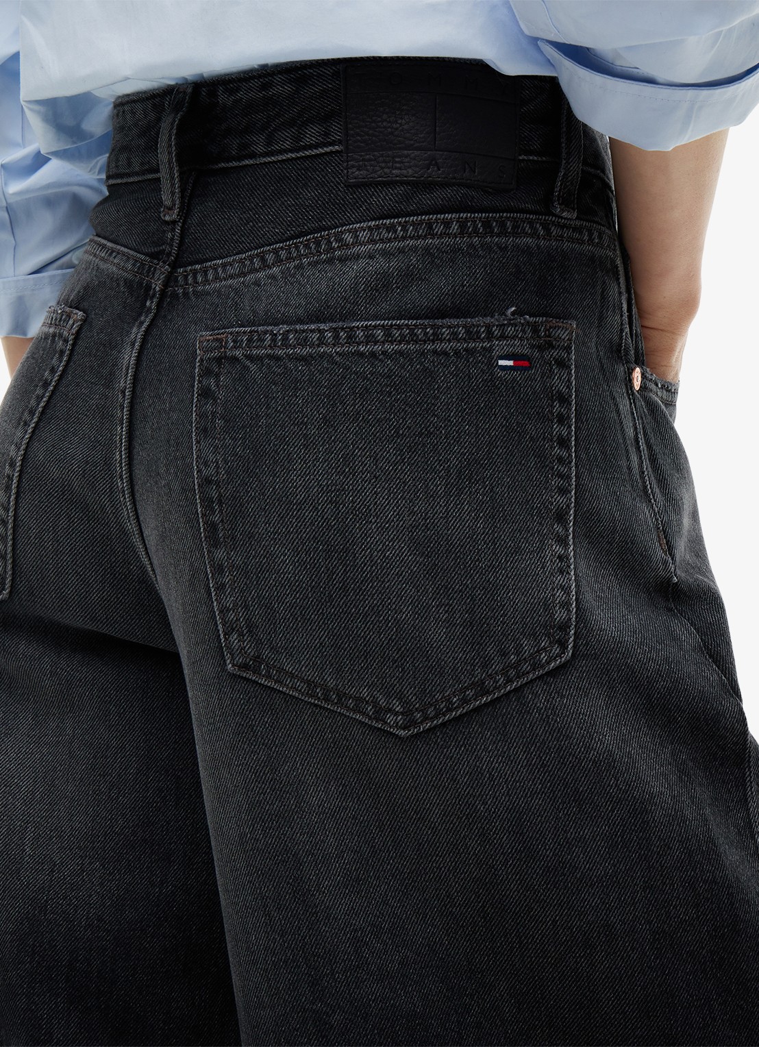 Tommy Hilfiger Charlie mid waist wide leg jeans met gekleurde wassing  - detail 3 zwart
