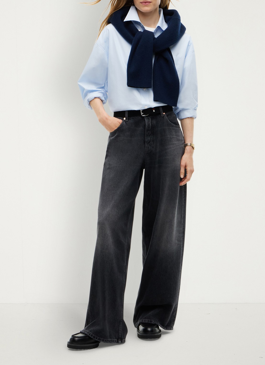 Tommy Hilfiger Charlie mid waist wide leg jeans met gekleurde wassing  - voorkant 6 zwart