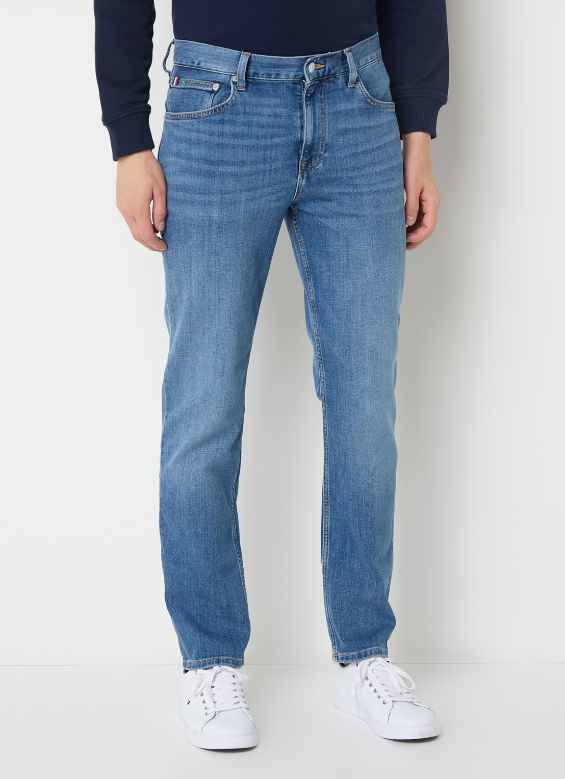 Tommy Hilfiger Core Denton straight leg jeans met medium wassing - detail 6 indigo