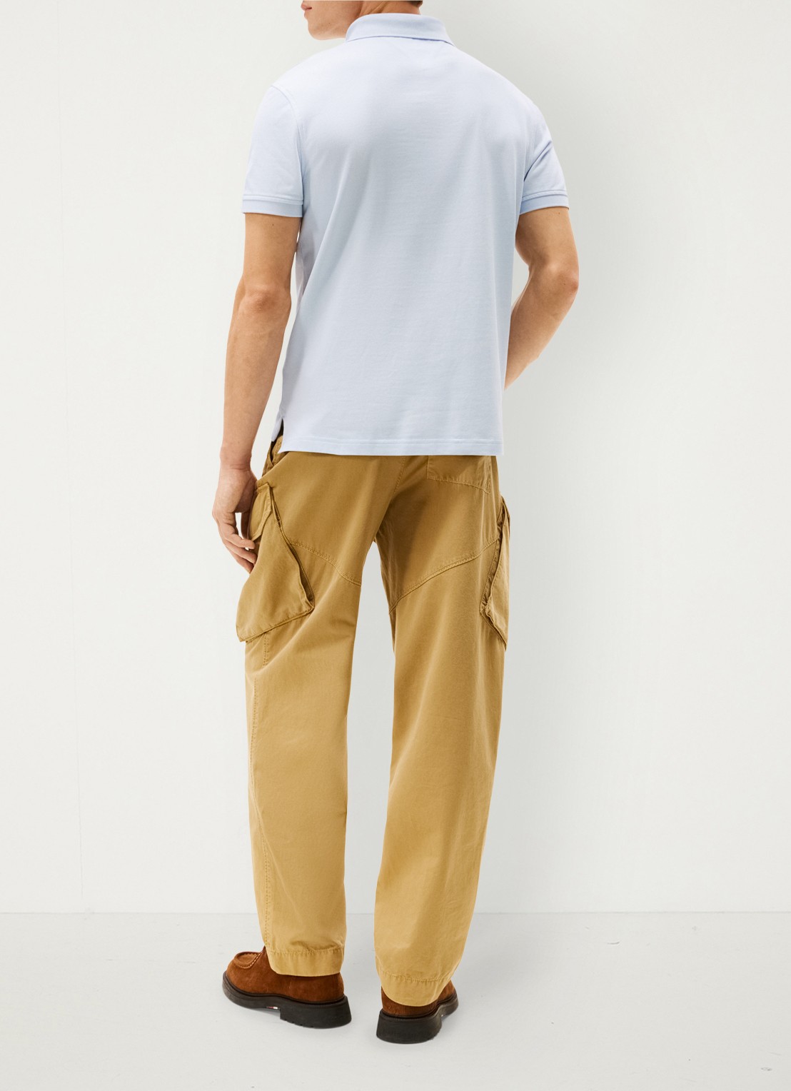 Tommy Hilfiger Core regular fit polo van piqué katoen met logoborduring - achterkant 7 sky blue-c1o / lichtblauw