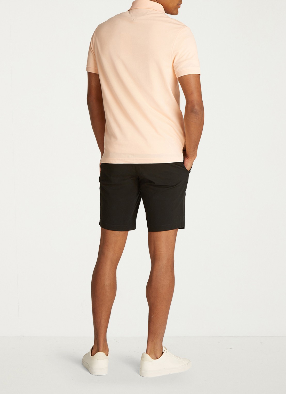 Tommy Hilfiger Core regular fit polo van piqué katoen met logoborduring - achterkant 3 whipped papaya-tma / beige