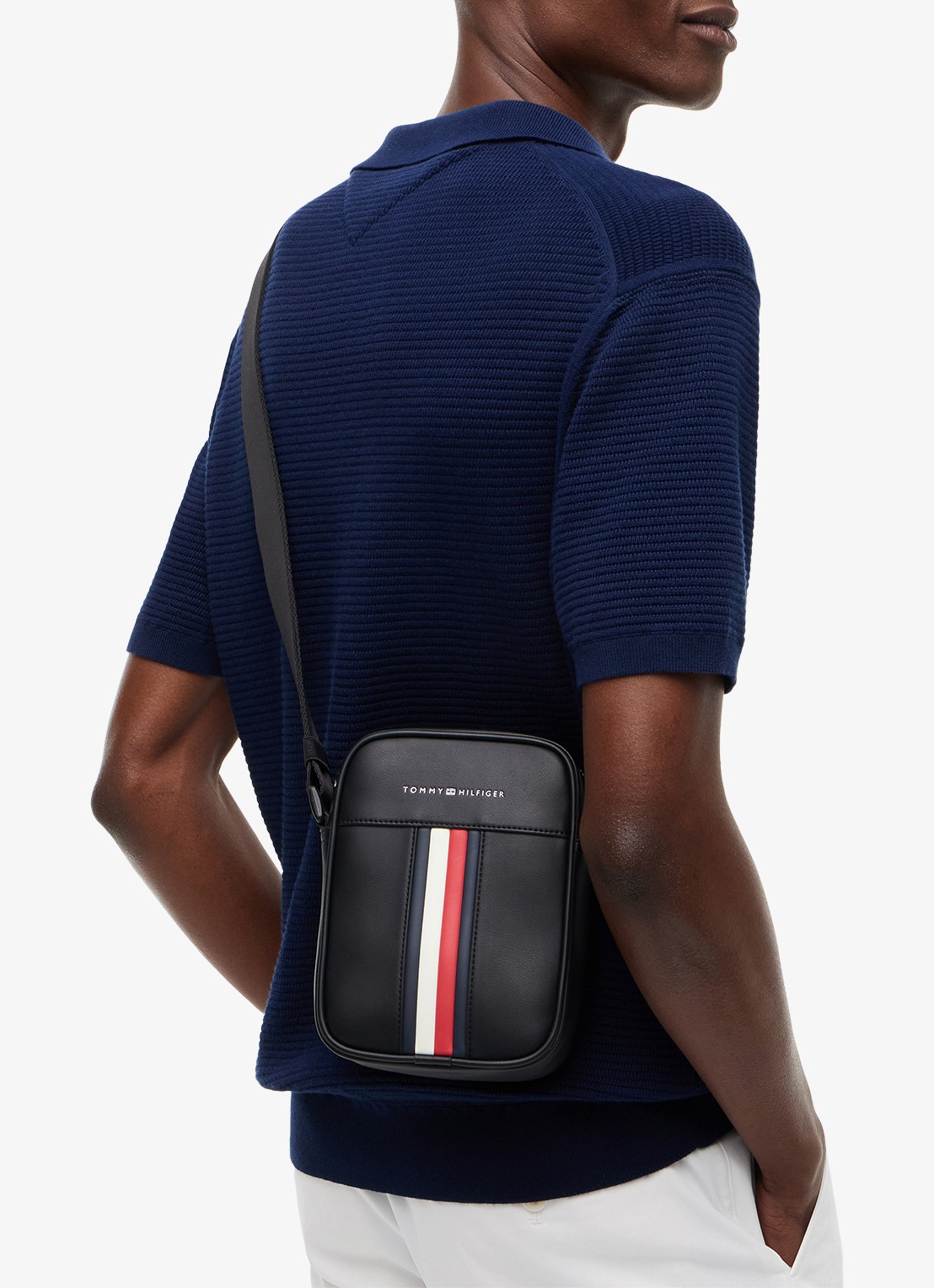 Tommy Hilfiger Crossbodytas met logo - voorkant 4 diepzwart