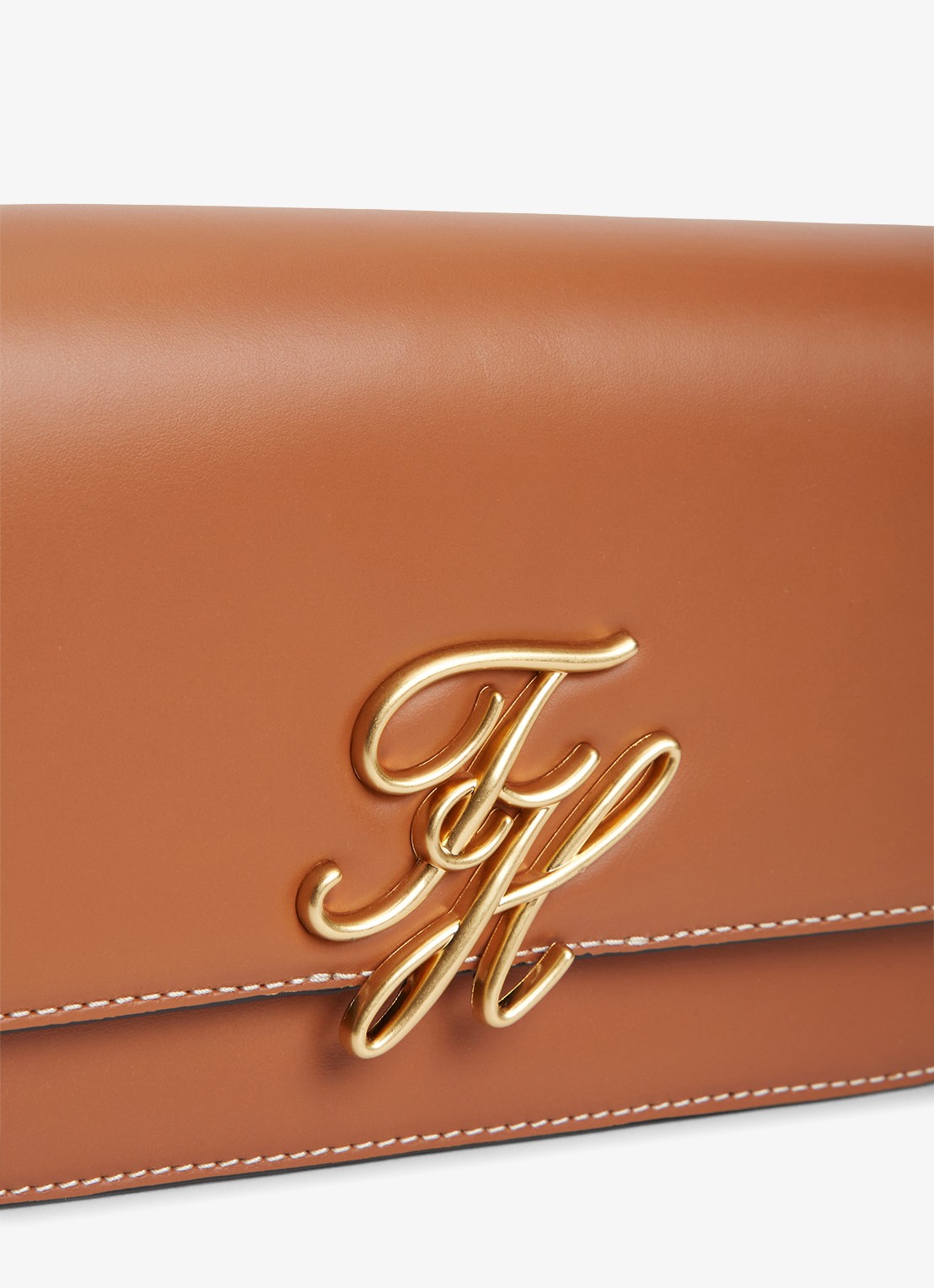 Tommy Hilfiger Crossbodytas van leer met logo - detail 3 bruin