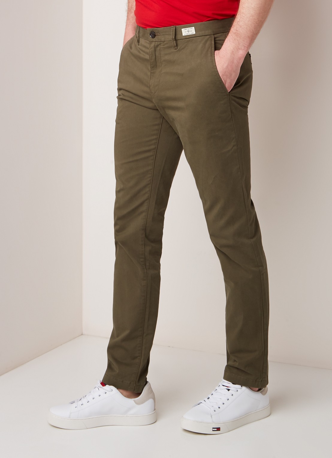 Tommy Hilfiger Denton straight fit chino met stretch - detail 2 legergroen