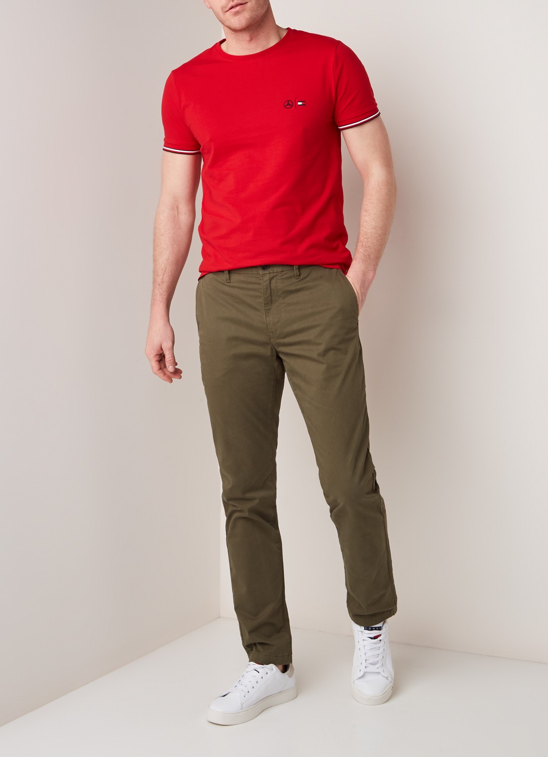 Tommy Hilfiger Denton straight fit chino met stretch - voorkant 5 legergroen