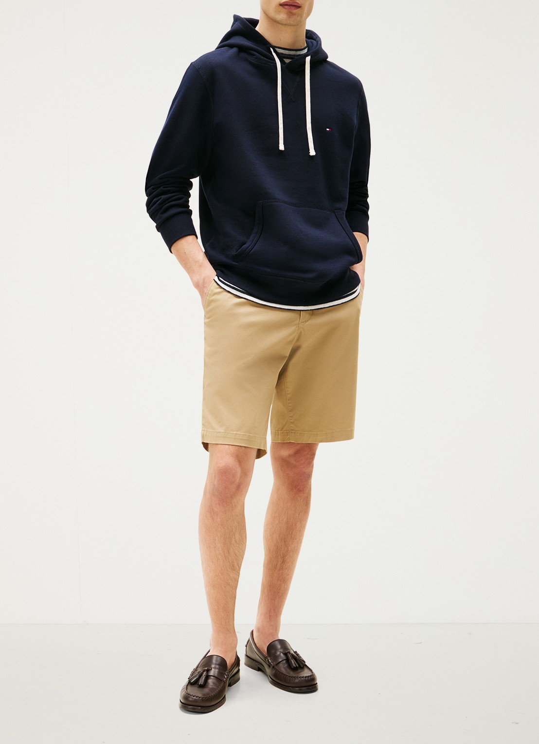 Tommy Hilfiger Essential hoodie met logoborduring - voorkant 3 donkerblauw