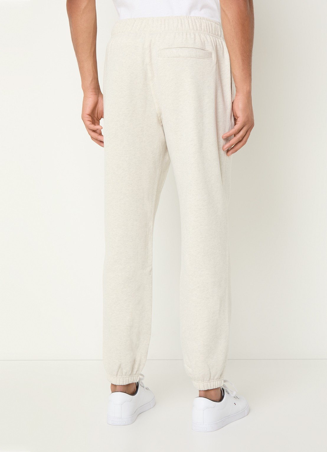 Tommy Hilfiger Essential joggingbroek met logoborduring - achterkant 5 creme