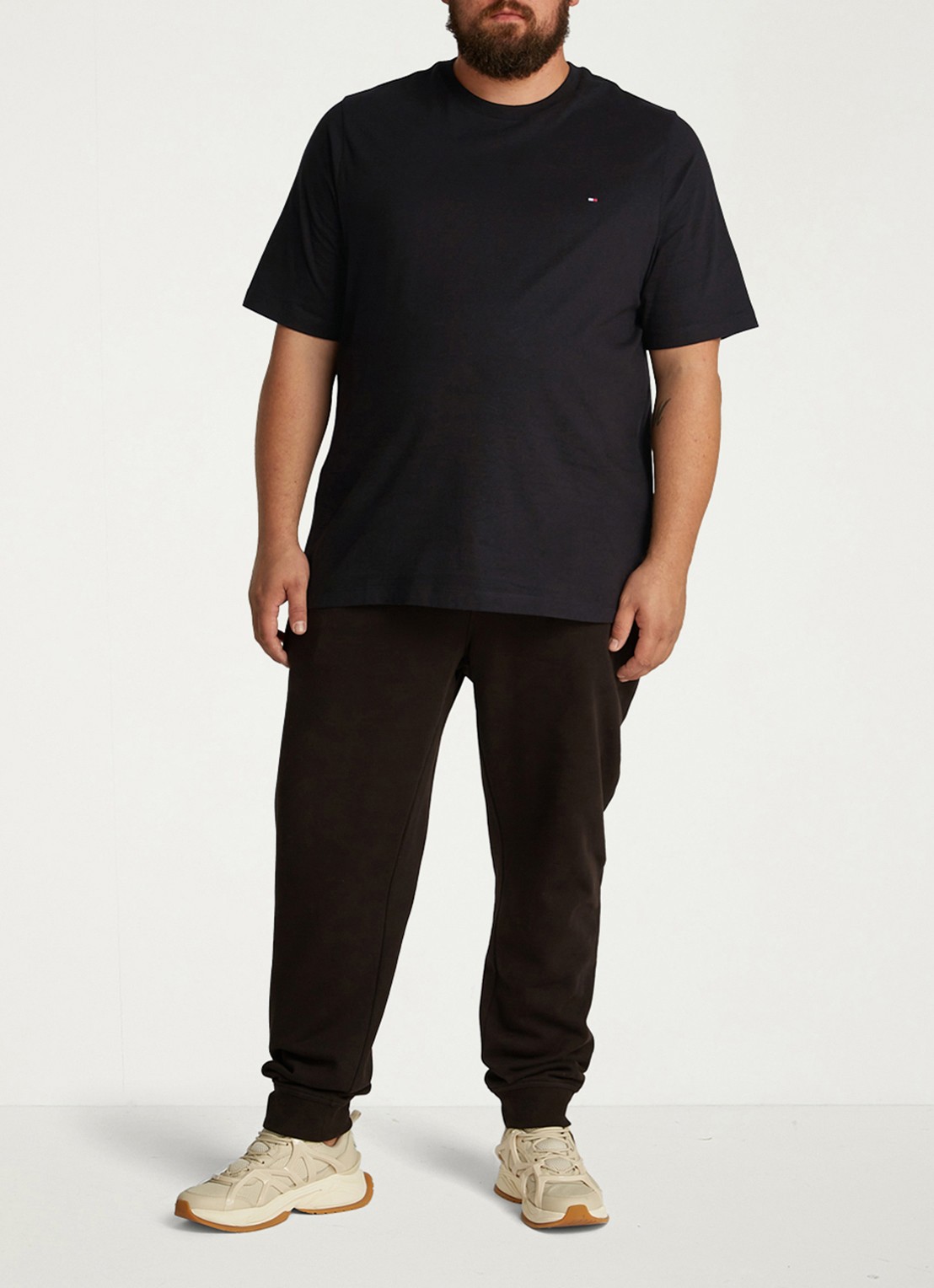 Tommy Hilfiger Essential T-shirt met ronde hals - voorkant 2 zwart