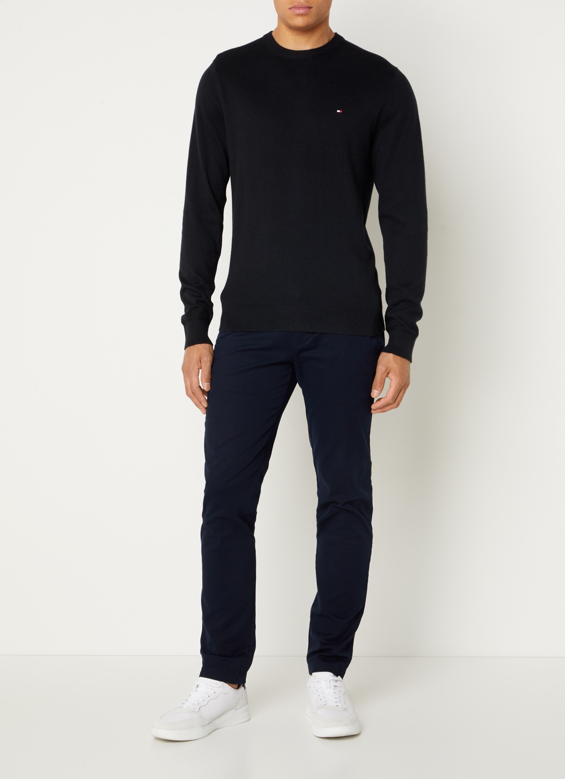 Tommy Hilfiger Fijngebreide pullover in kasjmierblend met logoborduring - voorkant 2 zwart