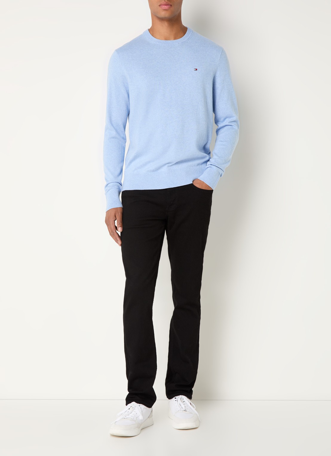 Tommy Hilfiger Fijngebreide pullover in kasjmierblend met logoborduring - voorkant 2 lichtblauw
